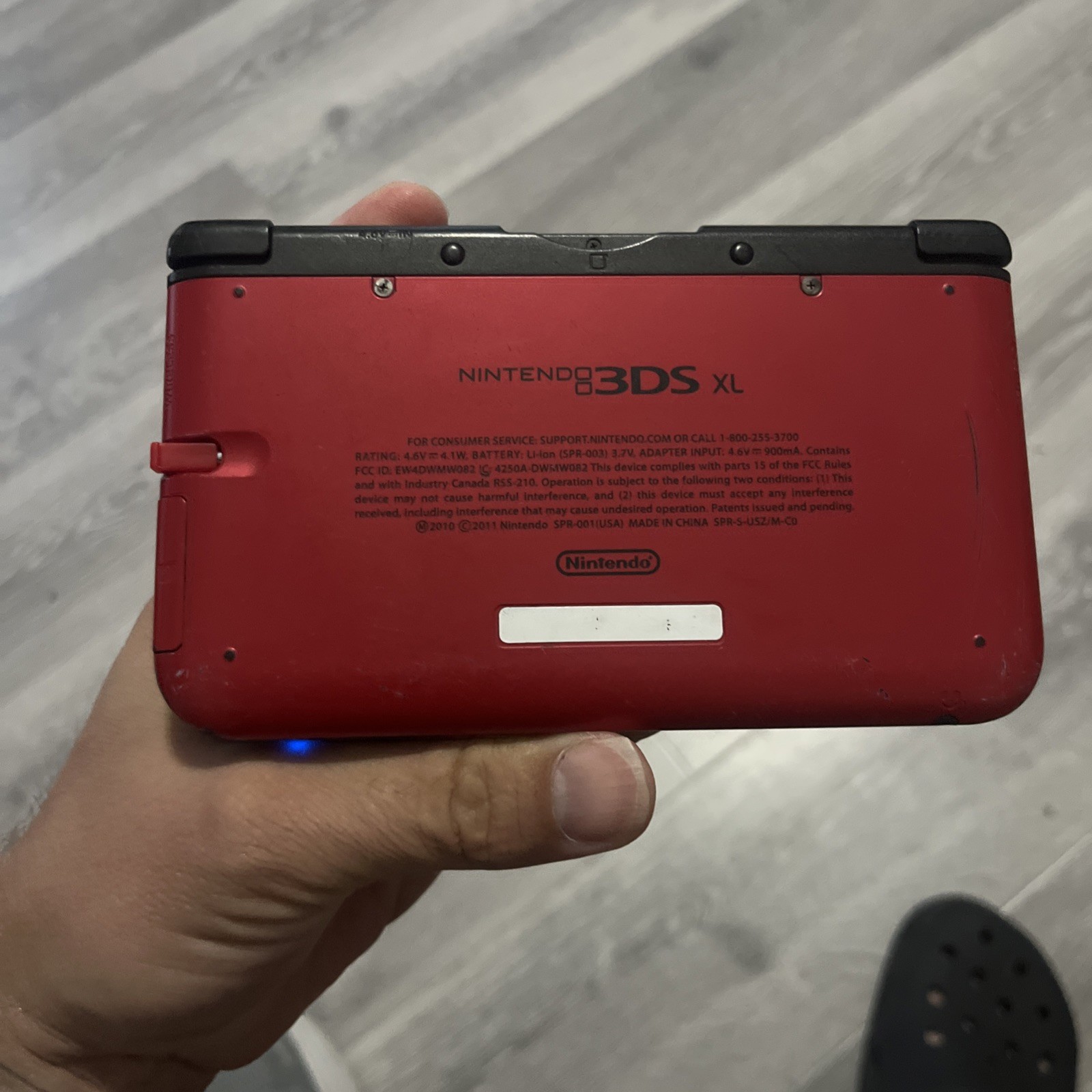 Nintendo 3DS XL Handheld Console – Red / Black (Model SPR-001) Charger/4 Games