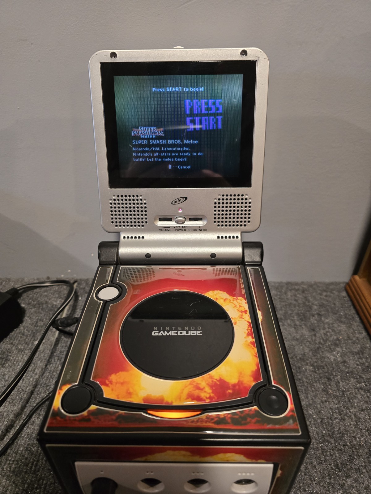 nintendo gamecube console with gameboy player, Intec Traveler Screen And Remotes