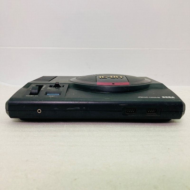 SEGA Mega Drive Console HAA-2510 Genesis MD ONLY Console JUNK For parts