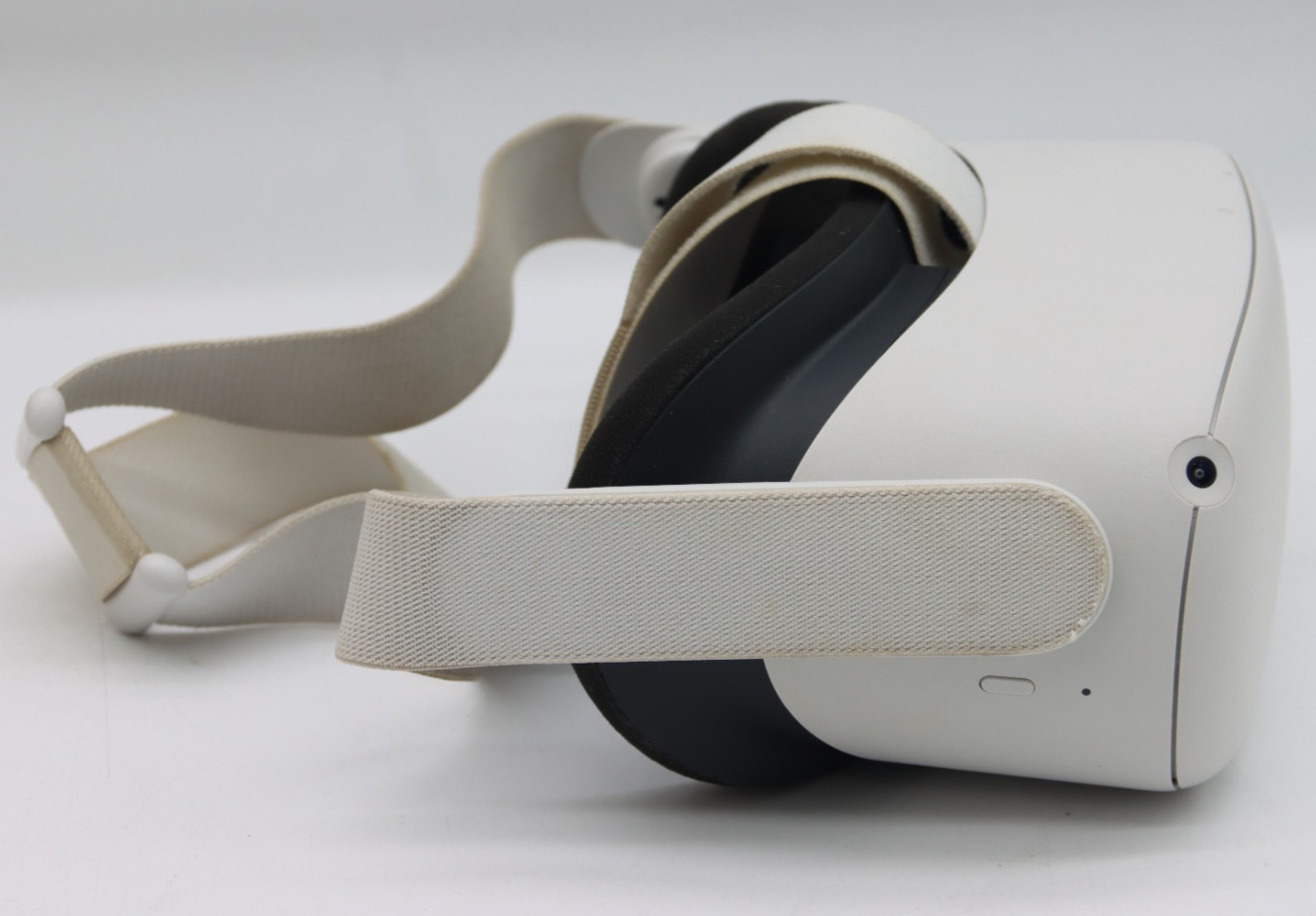 Meta Quest 2 256GB Standalone All-in-One VR Headset KW49CM