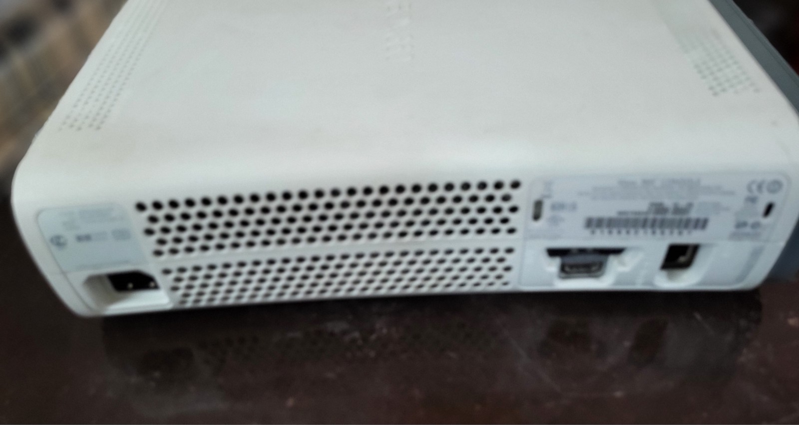 Microsoft Xbox 360 Bundle White 60GB Console W/2 Controllers & All Cords – Works