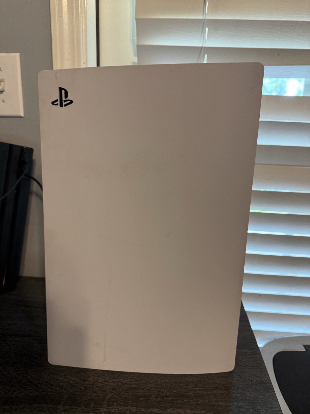 Sony PlayStation 5 Digital Edition Console 825GB 4K UHD + edge controller