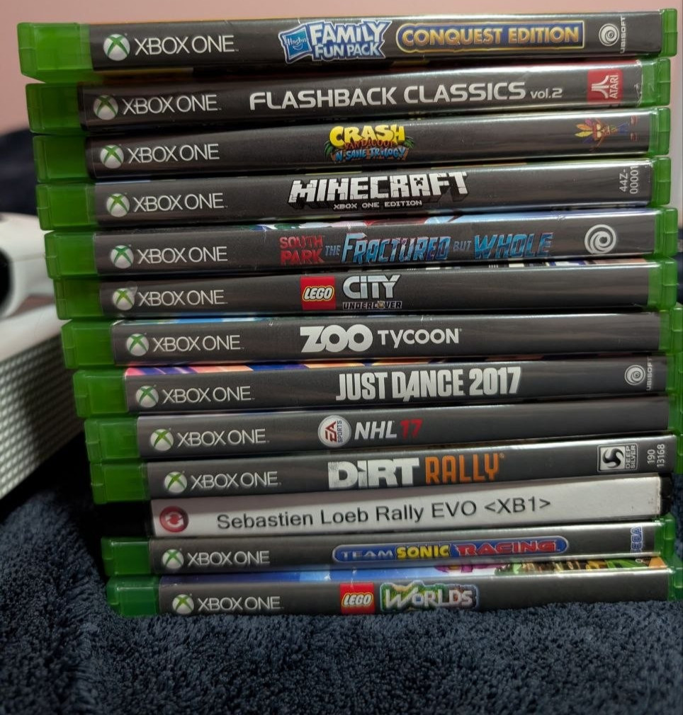 Xbox One S 500GB White Console + 2 Controllers + 13 Games Tested Working