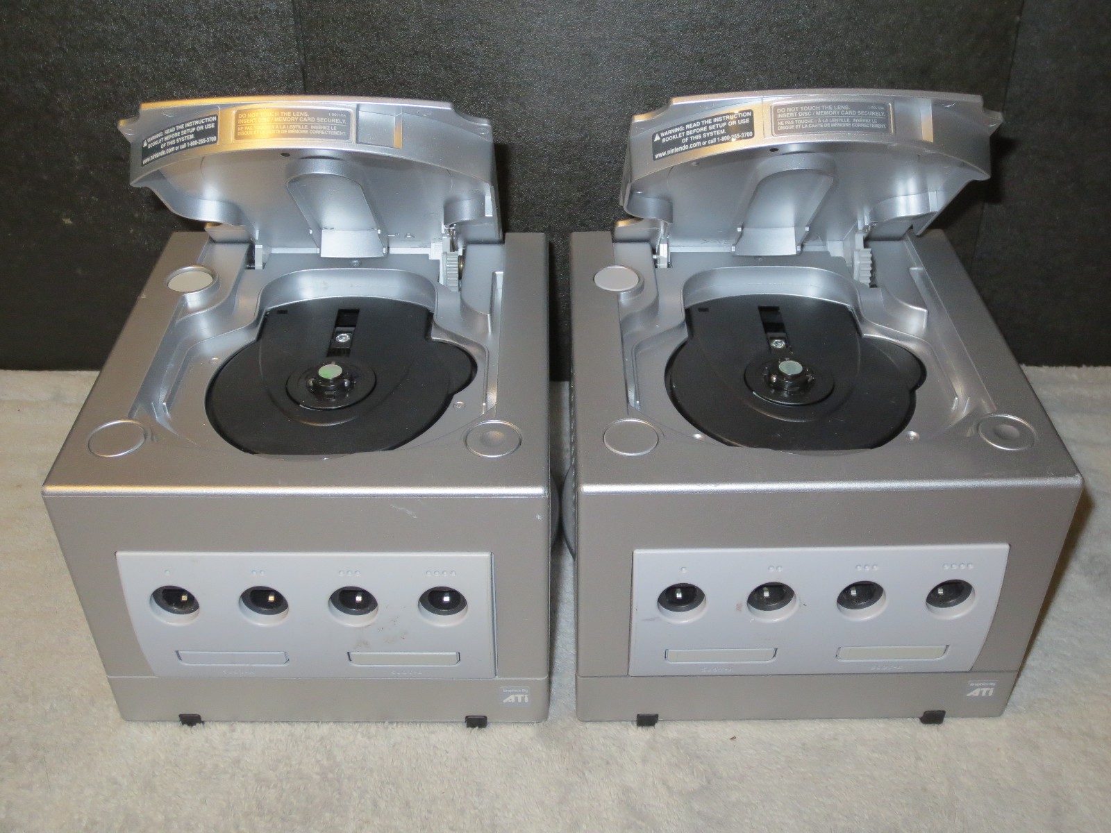 Lot of Two Silver Nintendo GameCube Consoles DOL-101 «AS IS» Will Not Read Disc