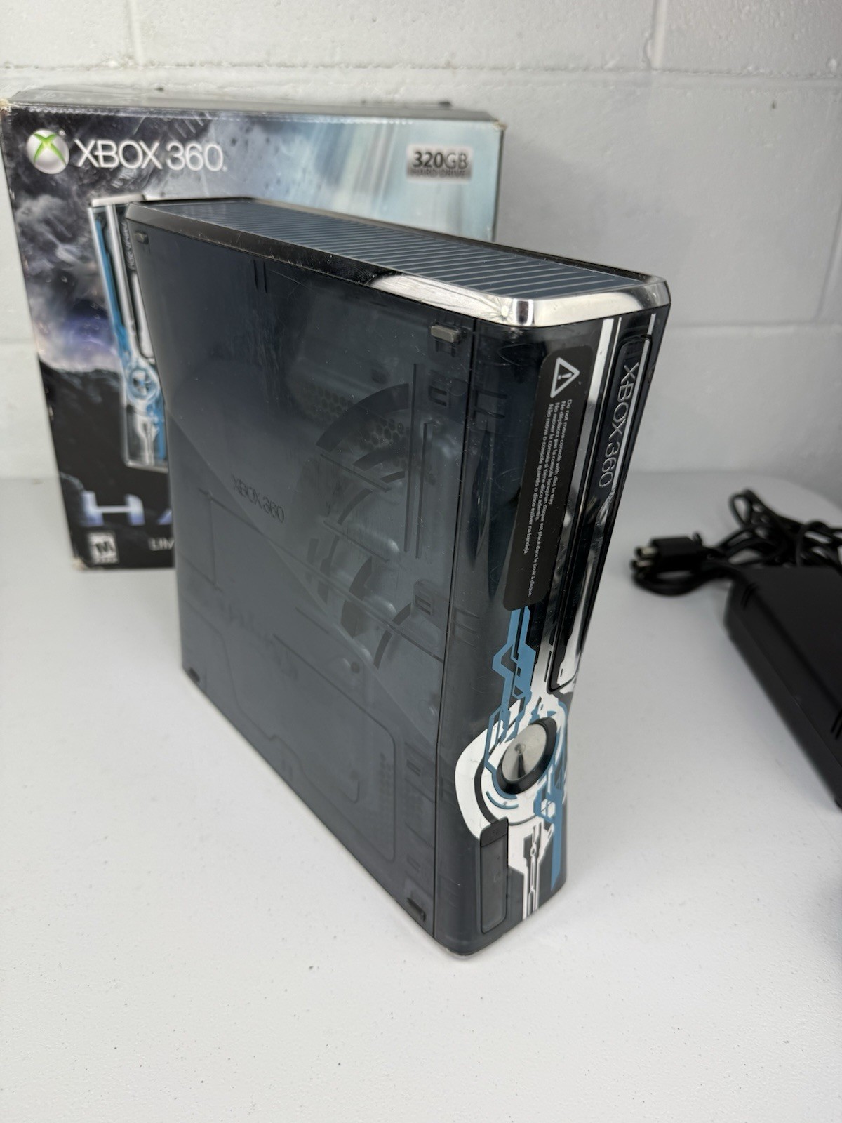 Xbox 360 Halo 4 Limited Edition Console Bundle 320GB Tested Working