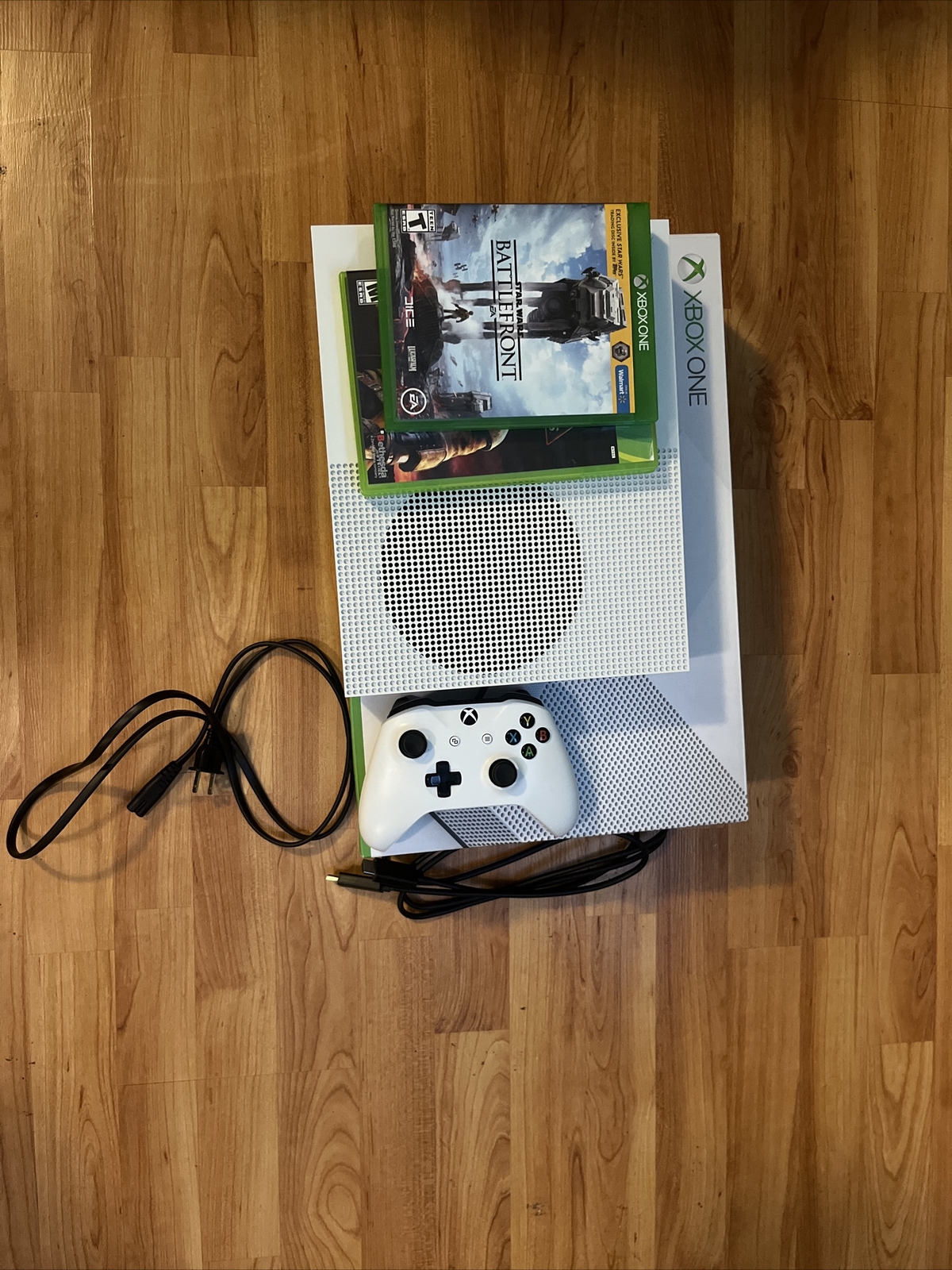 Xbox One S 500GB Complete In Box