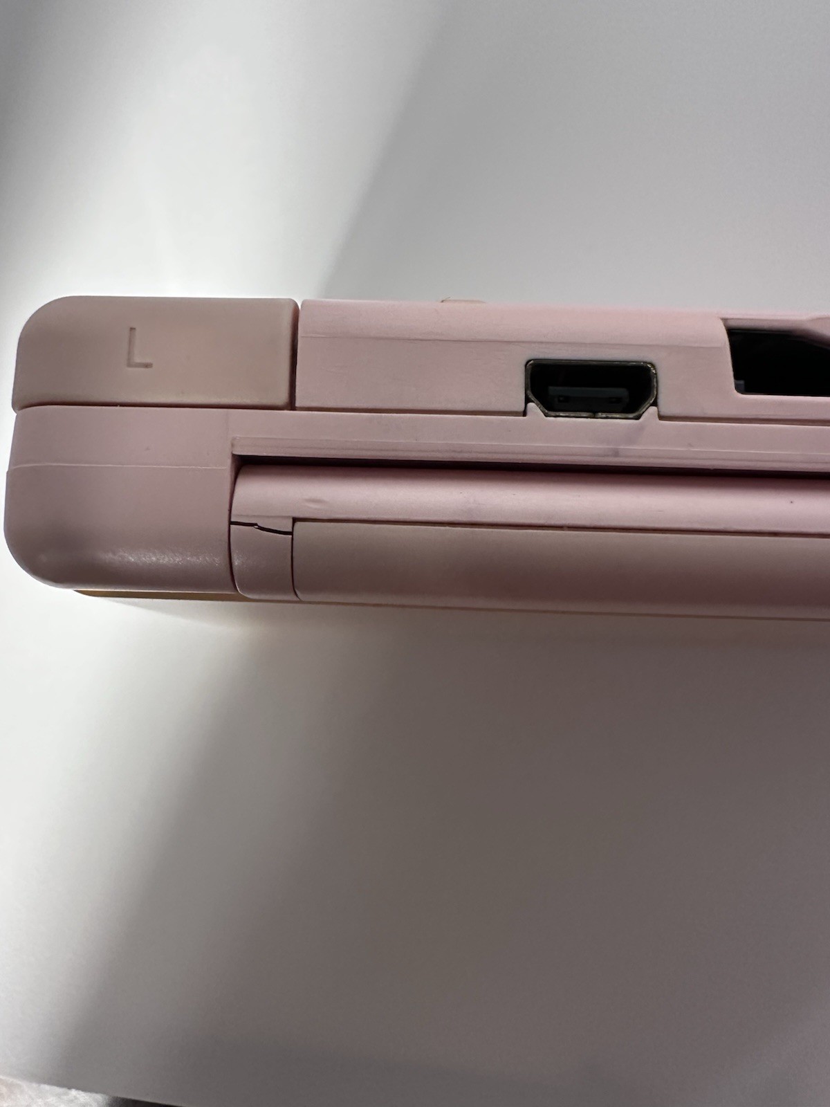 Nintendo DS Lite Pink Handheld Console Touchscreen Dual Screen with Stylus