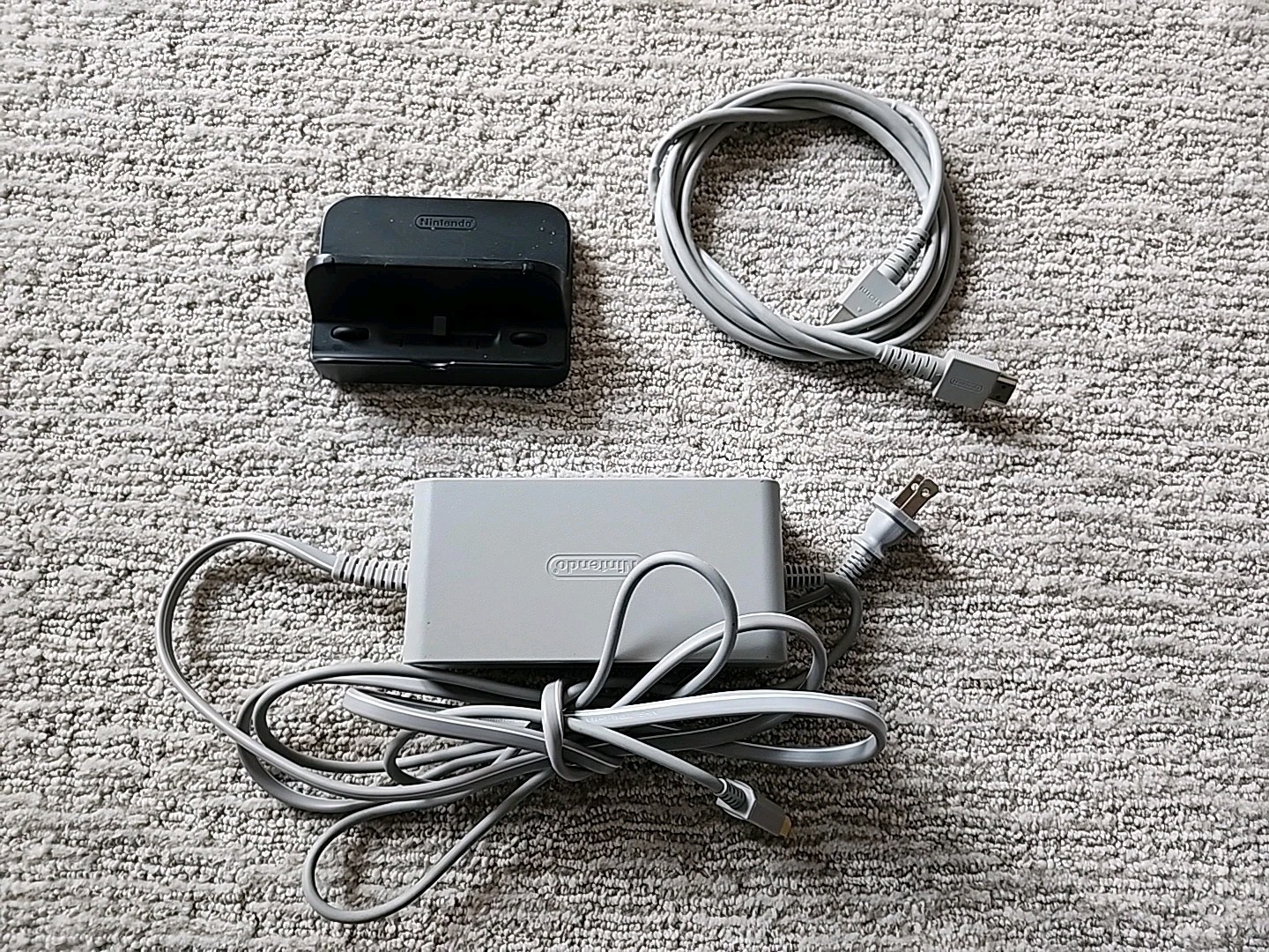 Wii U Console Bundle Complete & Works Great! With All Cords & Nintendoland! NICE