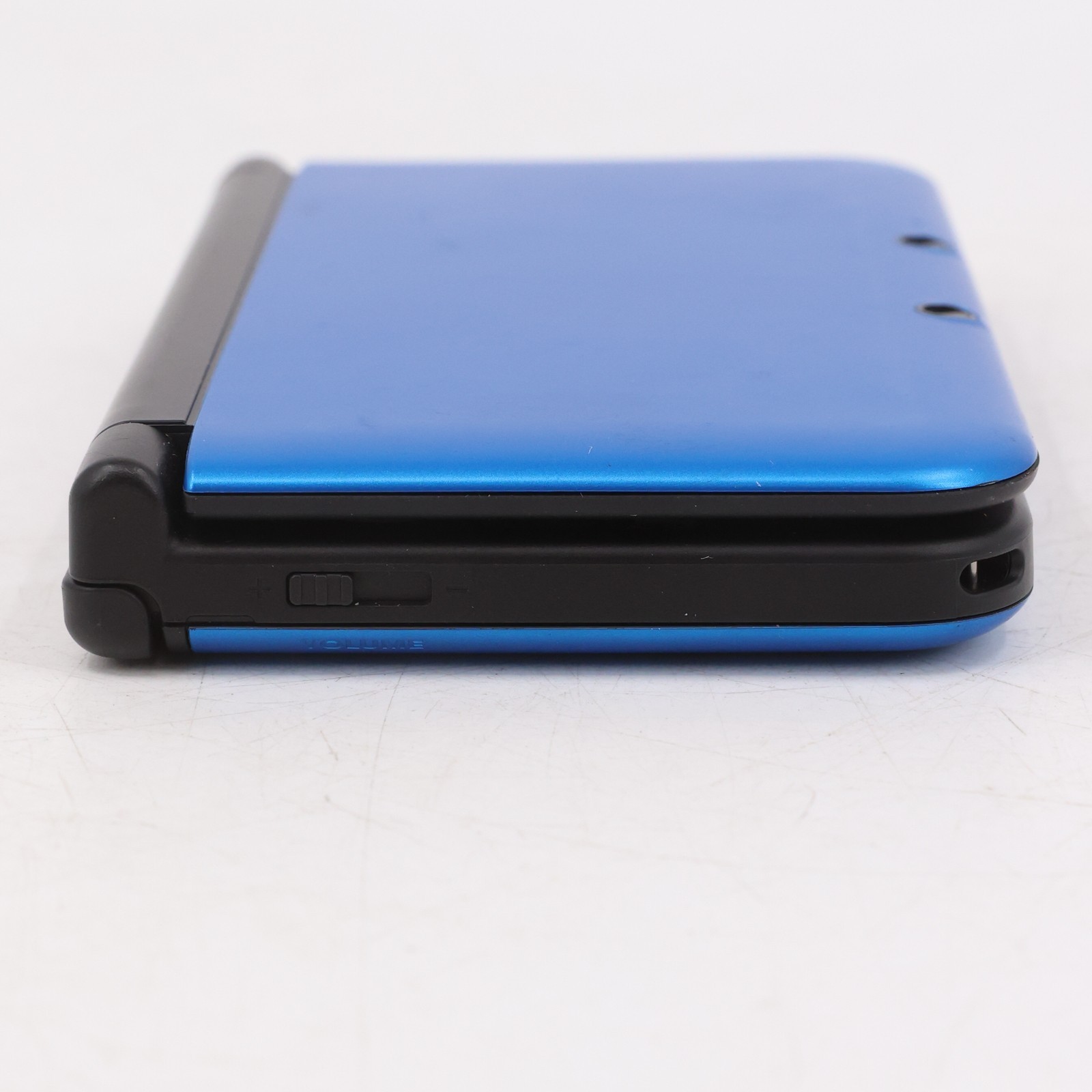 Nintendo 3DS XL Blue Black Console Bundle W/ Box 8 DS Games Charger 4GB SD Card