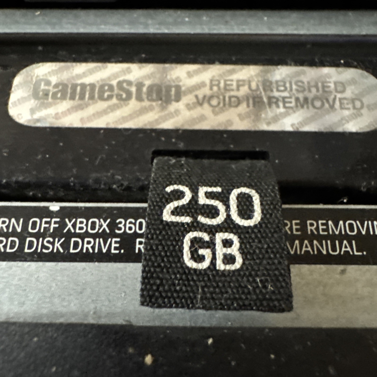 Microsoft Xbox 360 Slim 250GB Console Bundle – COS Black Ops Skin