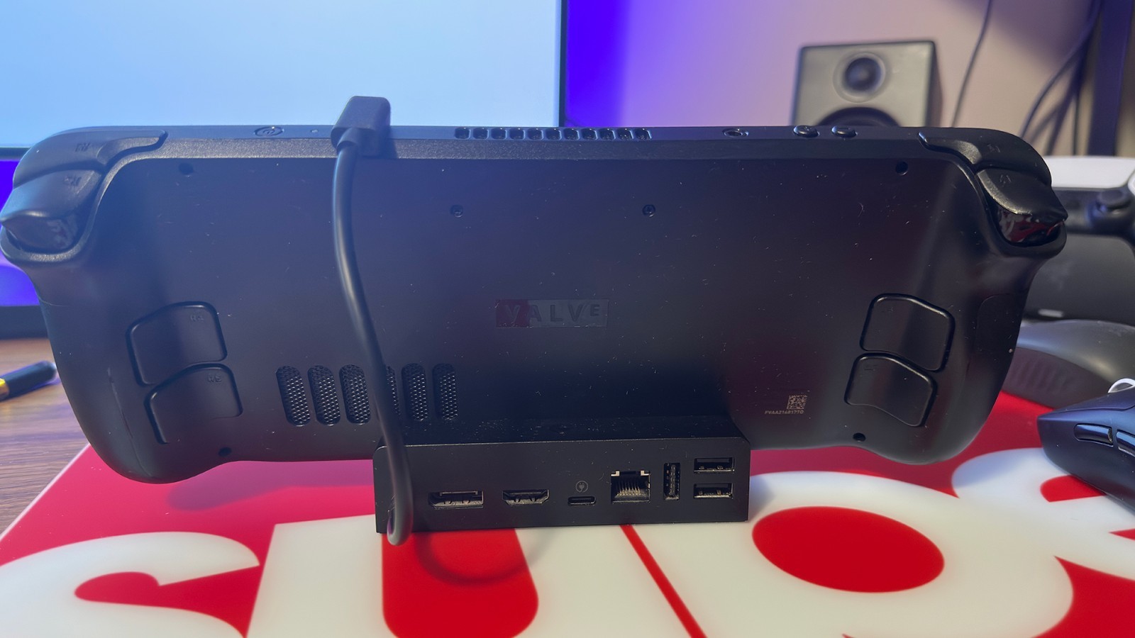 Valve Steam Deck 512GB LCD – Original Box & Case + Docking Station