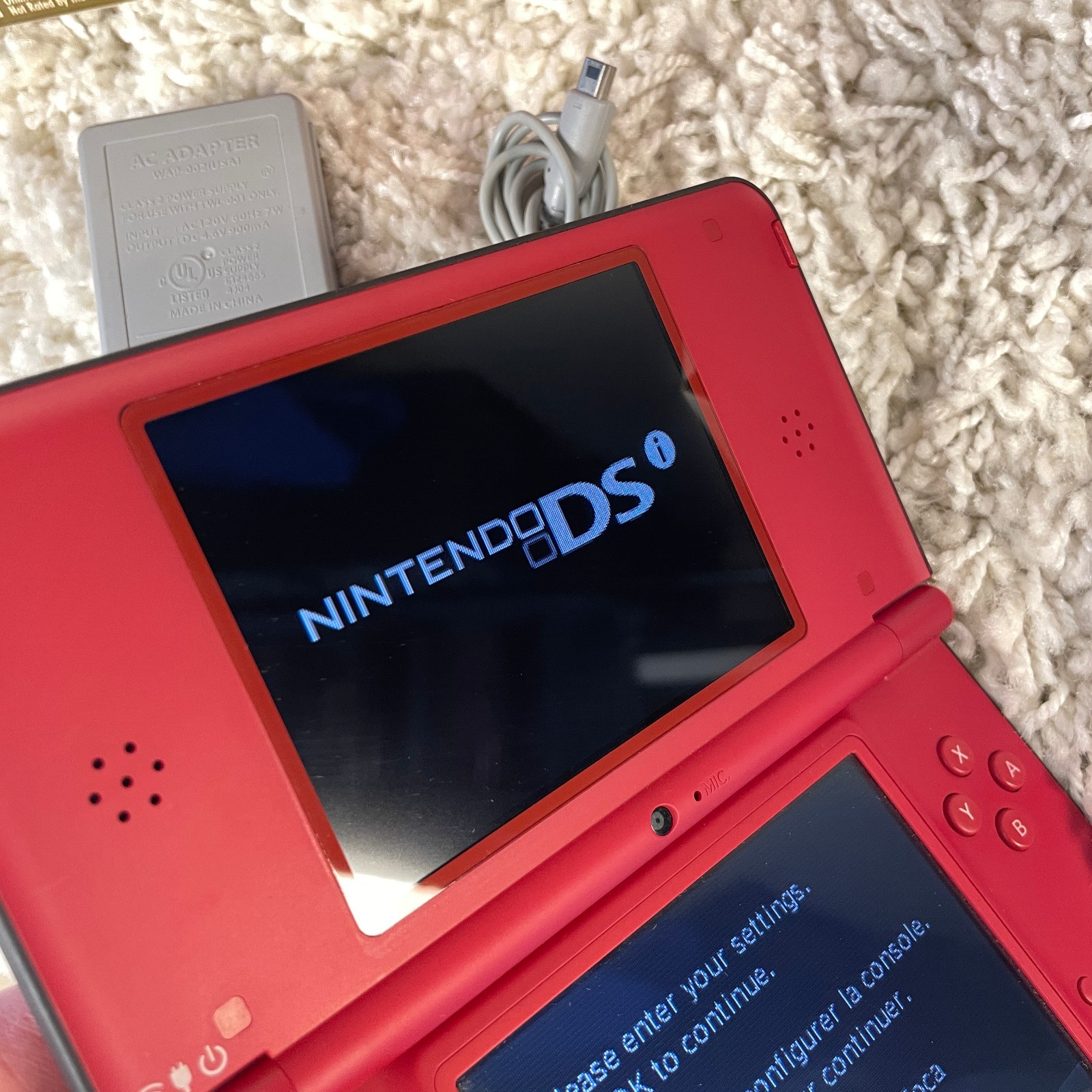 Nintendo DSi XL 25th Anniversary Super Mario Bros. Red Handheld UTL-001 in Box