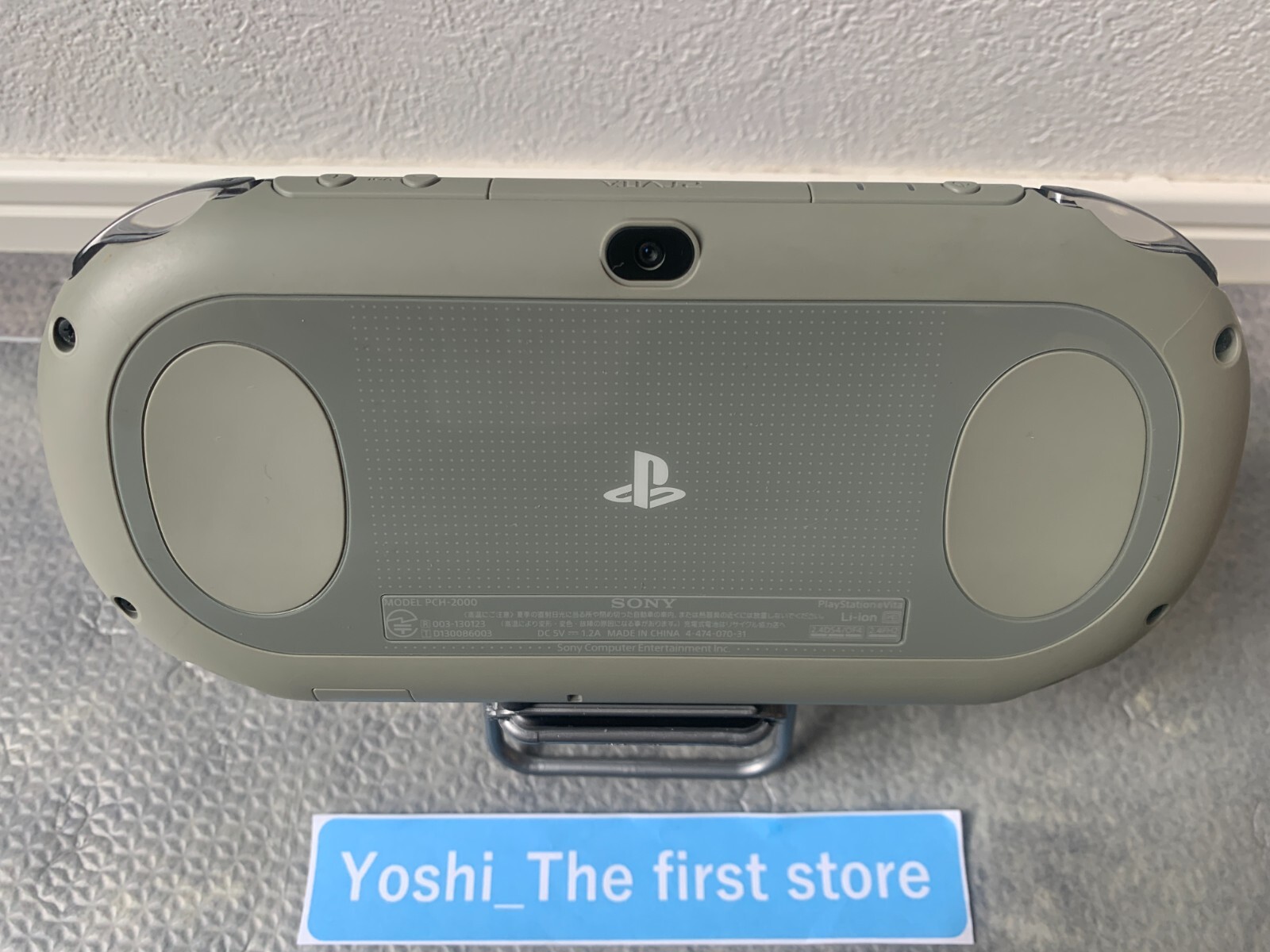 SONY PlayStation PS Vita PCH-2000ZA16 Khaki Black Wi‐Fi model Exc