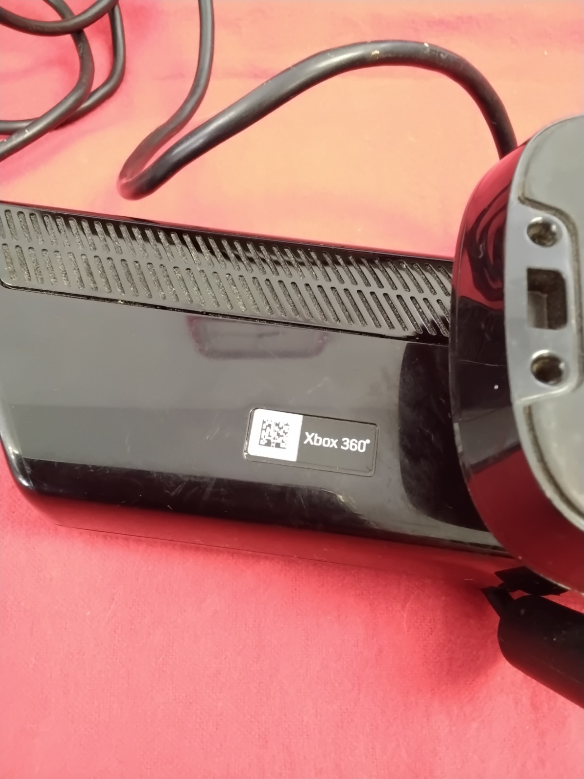 Microsoft Xbox 360 E W/Kinect Works Sold As Is Please Read Description