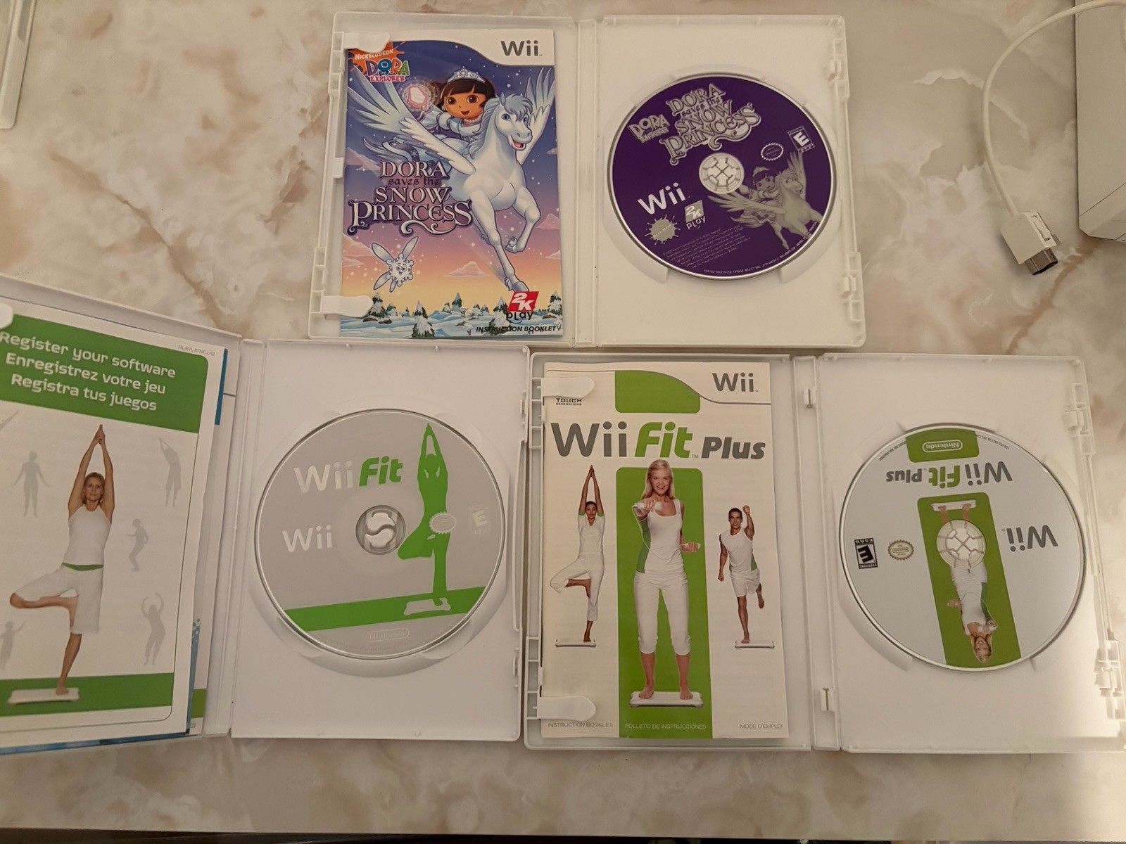 Nintendo Wii RCL-001 Console Bundle Lot w/ 15 Games (Mario Kart, Guitar Hero)
