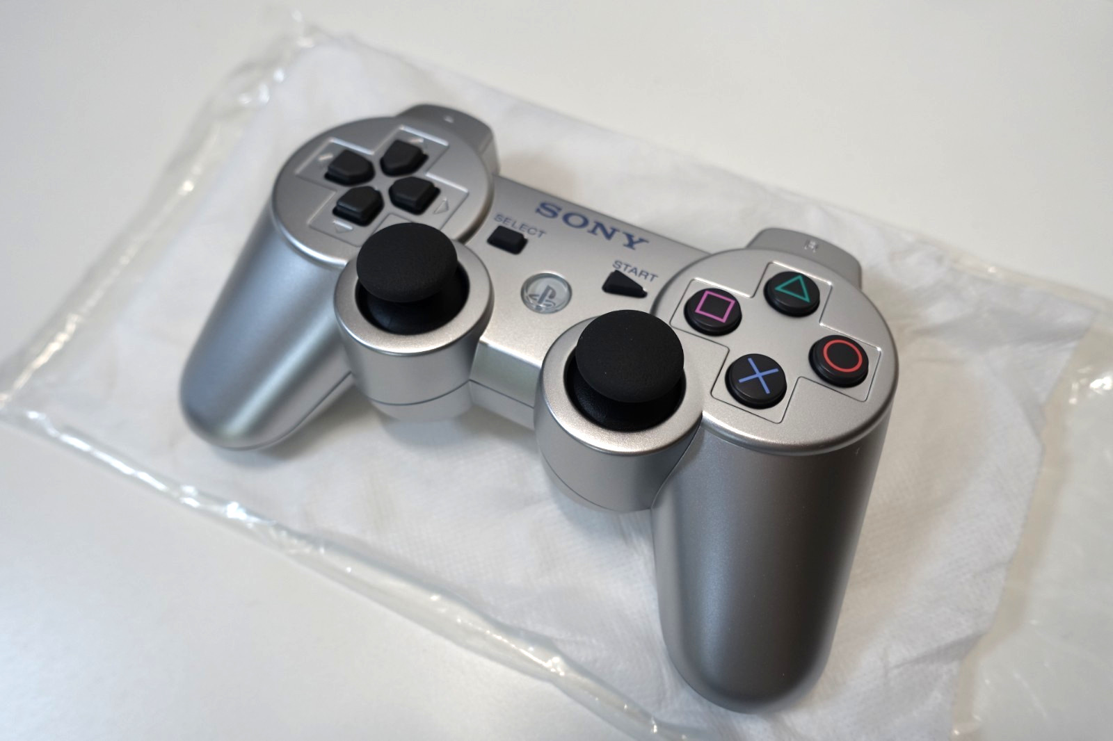 NEW SONY PlayStation 3 PS3 CECH-2500B satin silver Console 320GB Box F/S