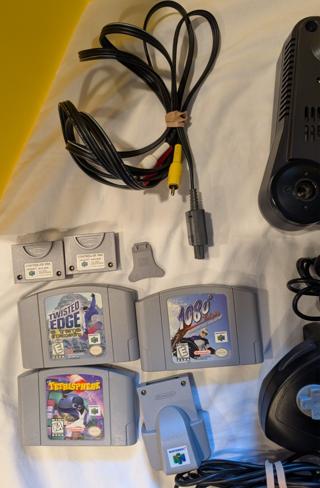 Nintendo 64 N64 Console w Memory Expander Games 4 Controllers Rumble Pak TESTED