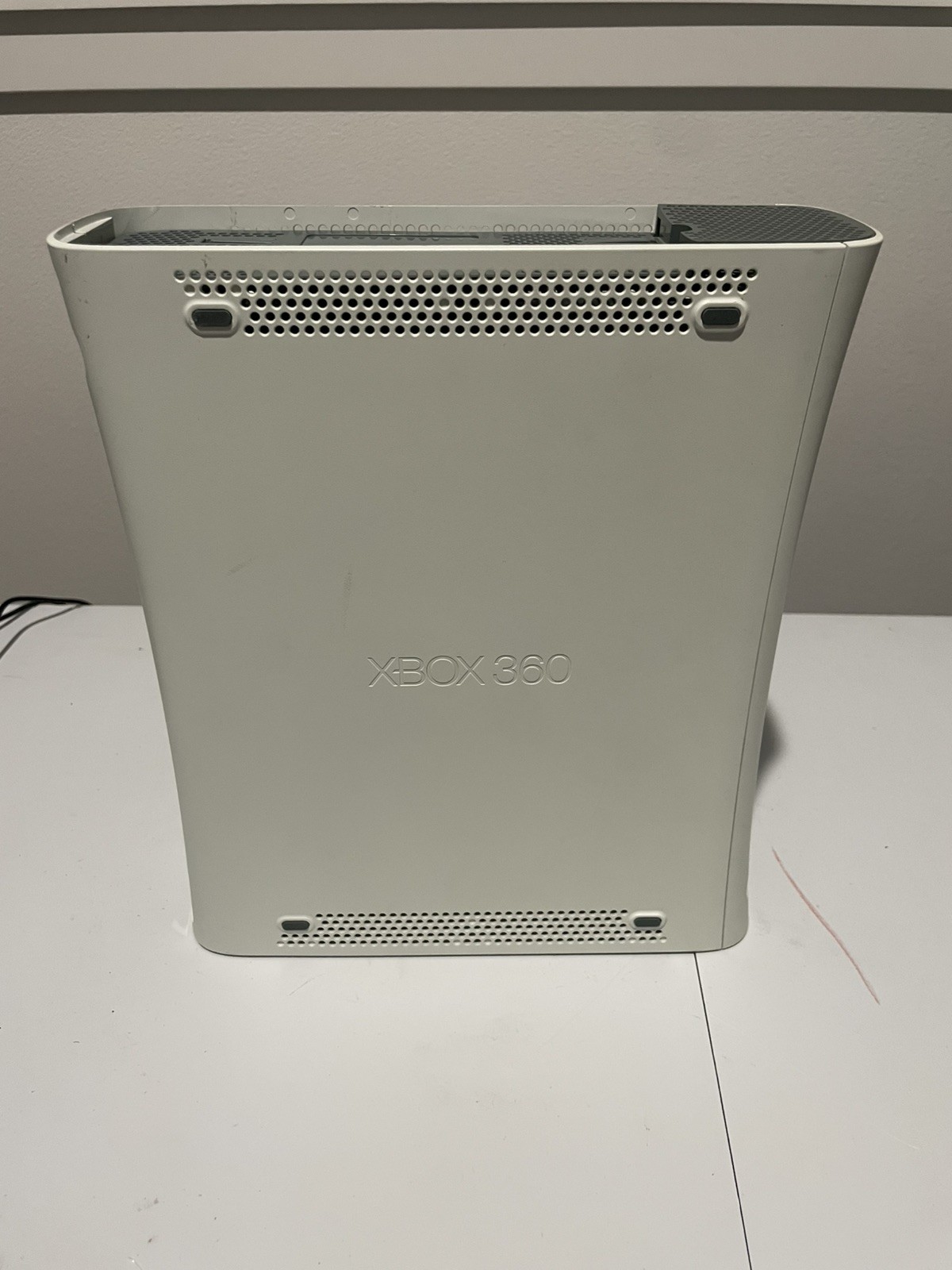 Microsoft Xbox 360 Pro Console (HDMI Model)