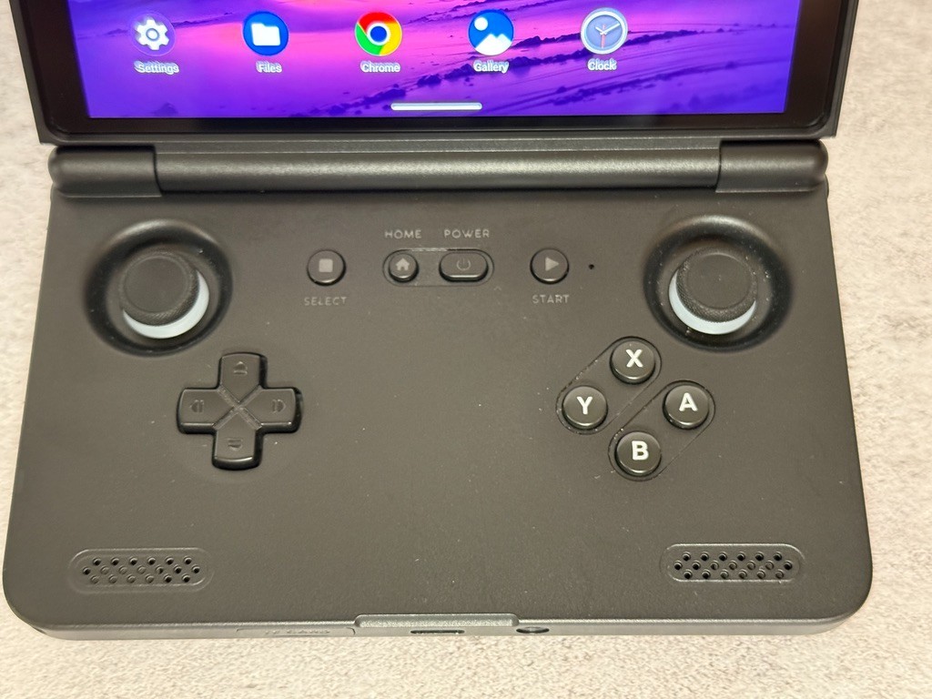 Retroid Pocket Flip 2 SD865 128GB US – Retro Gaming Android Black Handheld