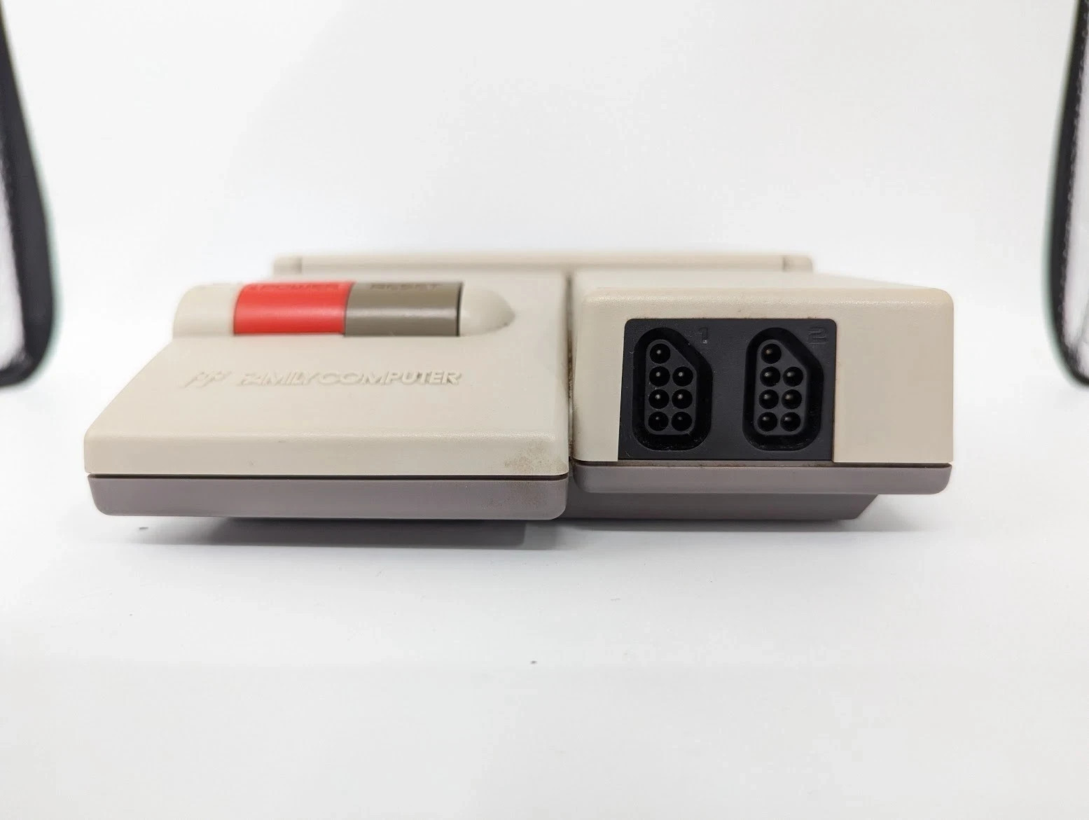 Z612 Nintendo New Famicom Console HVC-101 AV NES2 JAPAN USED SET