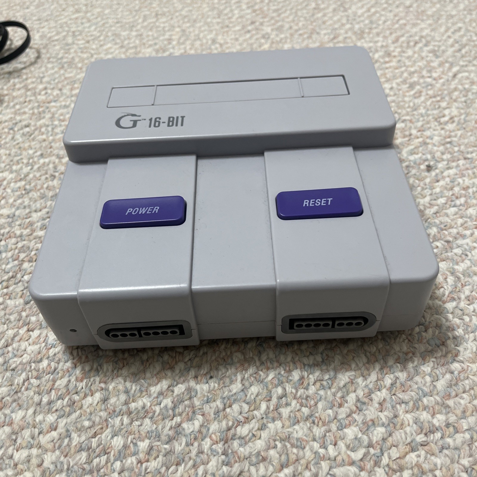 Gamerz Tek 16-Bit Entertainment System Console W/ Chords Zed 2 -For parts/Repair
