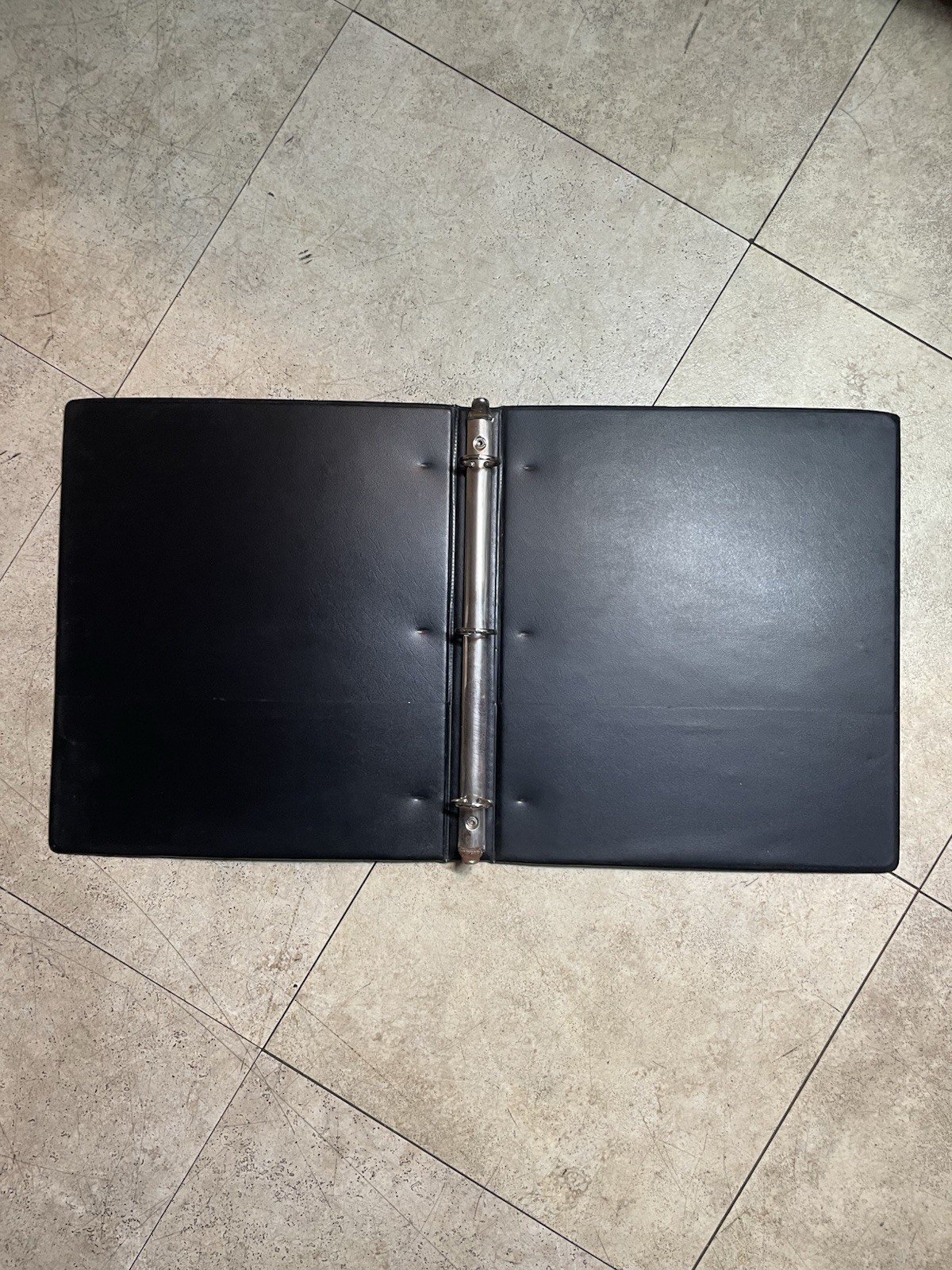 Vintage ATARI 2600 1983 EMPLOYEE Computer & Game System Sales Strategy BINDER
