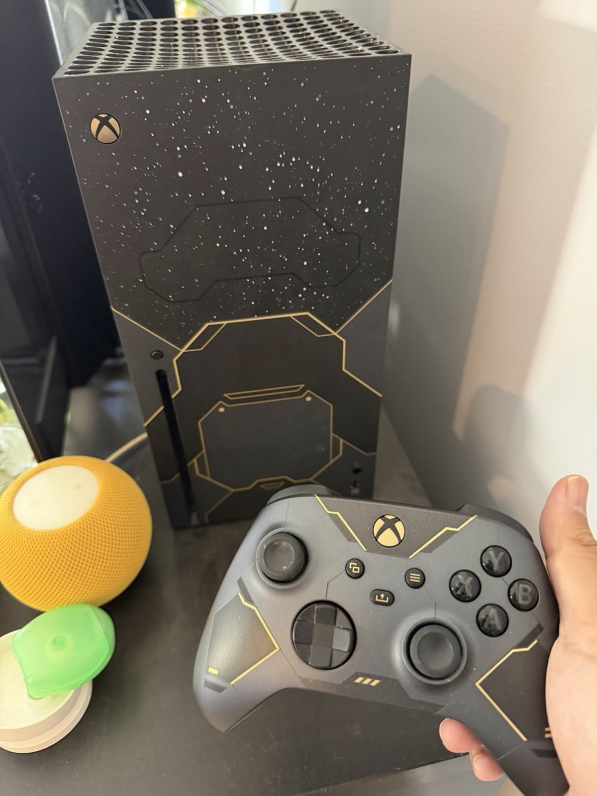 Xbox Series X Halo Infinite Console System LIMITED EDITION – Lightly Used
