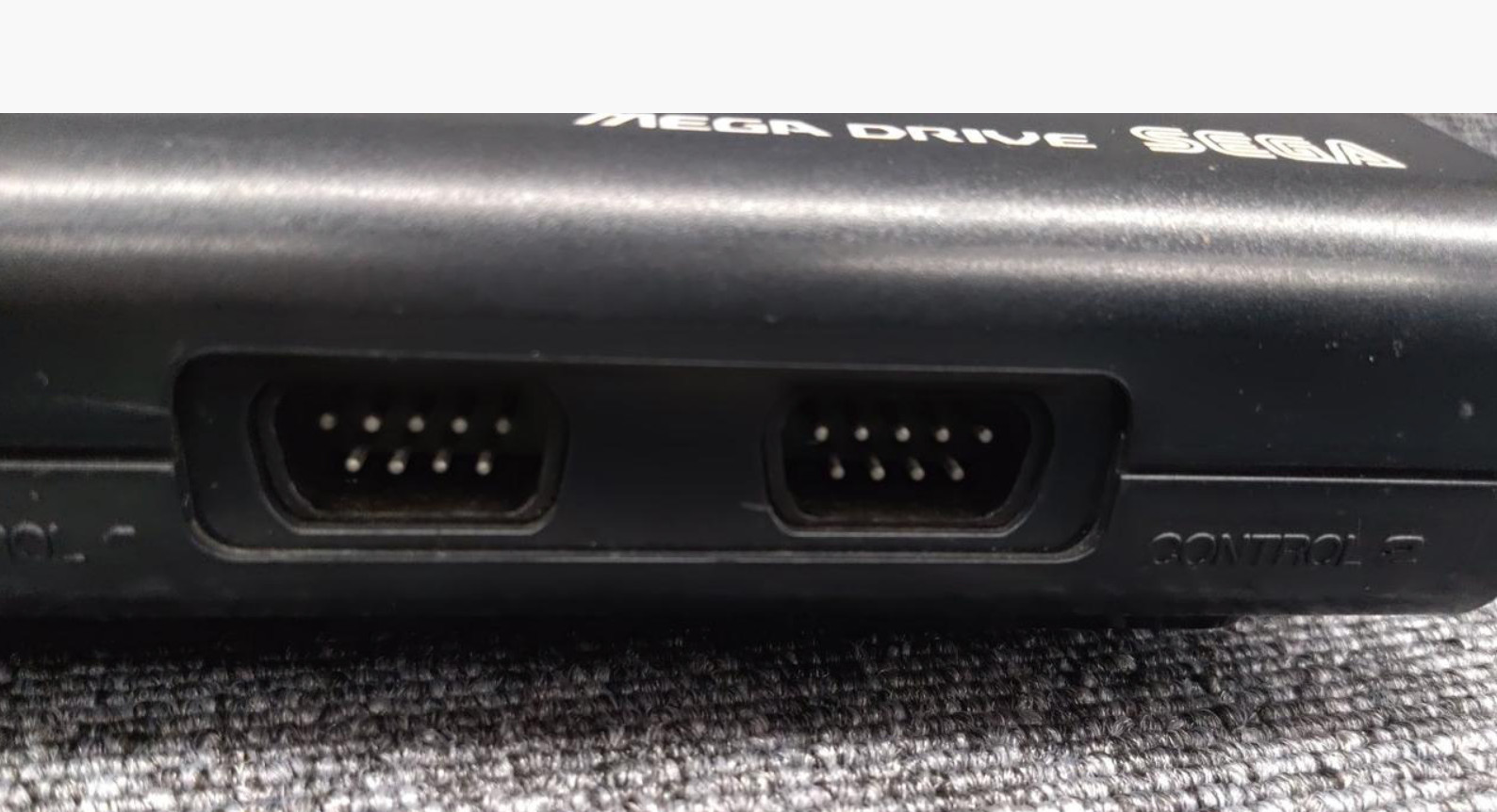 Sega Mega Drive HAA-2510 Console w/ 2 Controller AC Adapter Japan