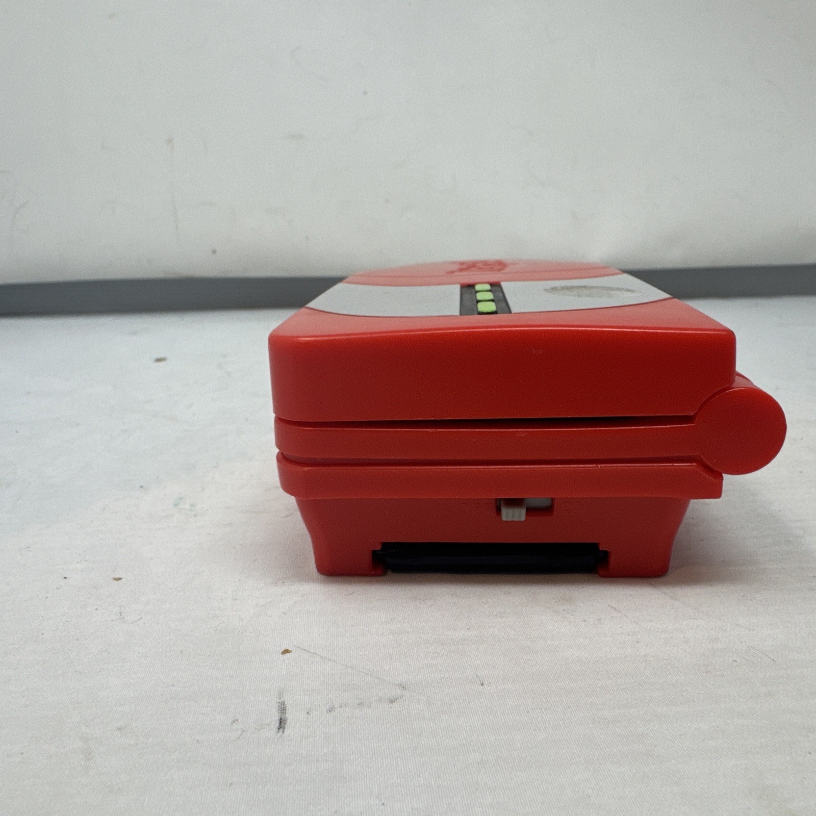 VTG Nintendo 2007 Pokemon Jakks Pacific Pokedex Handheld Game Works no sound