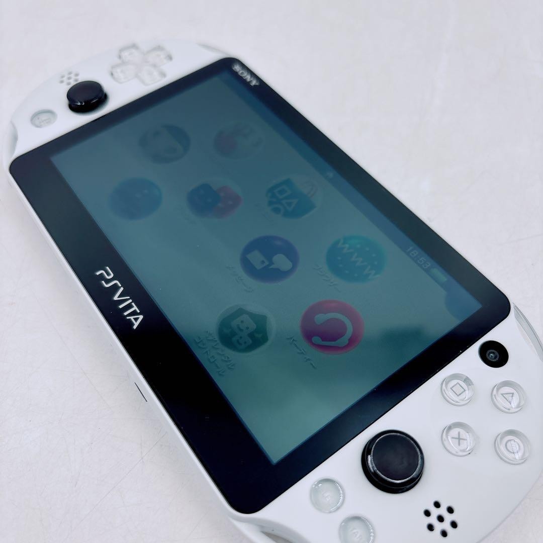 Sony PS Vita PCH-2000 Handheld Console – Glacier White w/32GB memory card