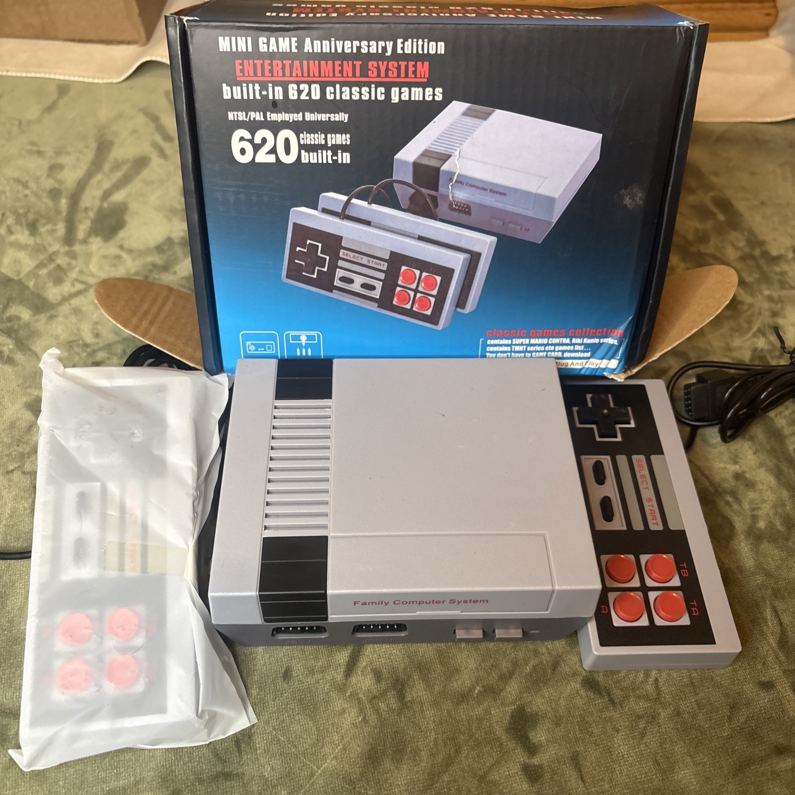 Compact Mini Game Console With 620 Classic Games for Endless Retro Fun Gaming