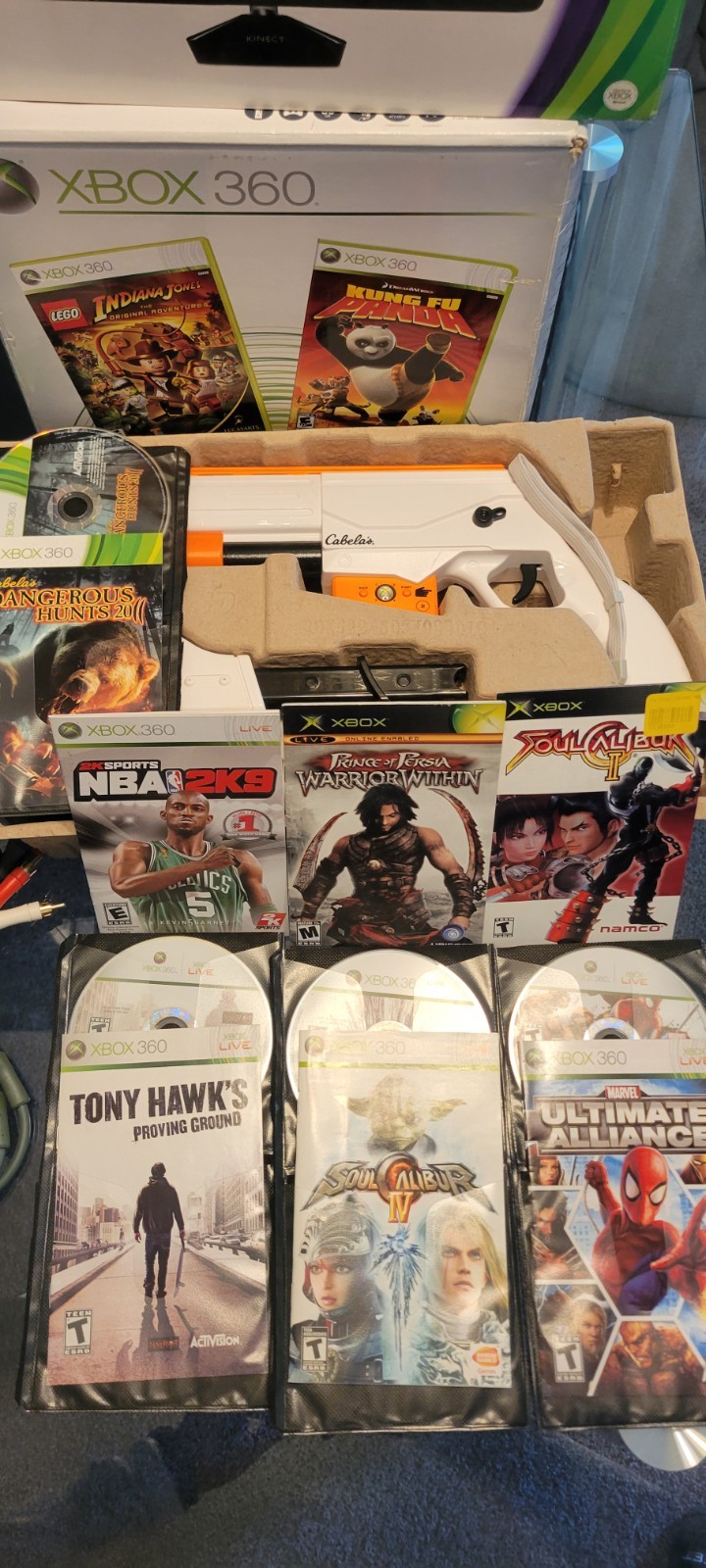 Xbox 360 Pro console 60 GB ,bundled : Kinect Camera,Cabela’s Dangerous Hunts