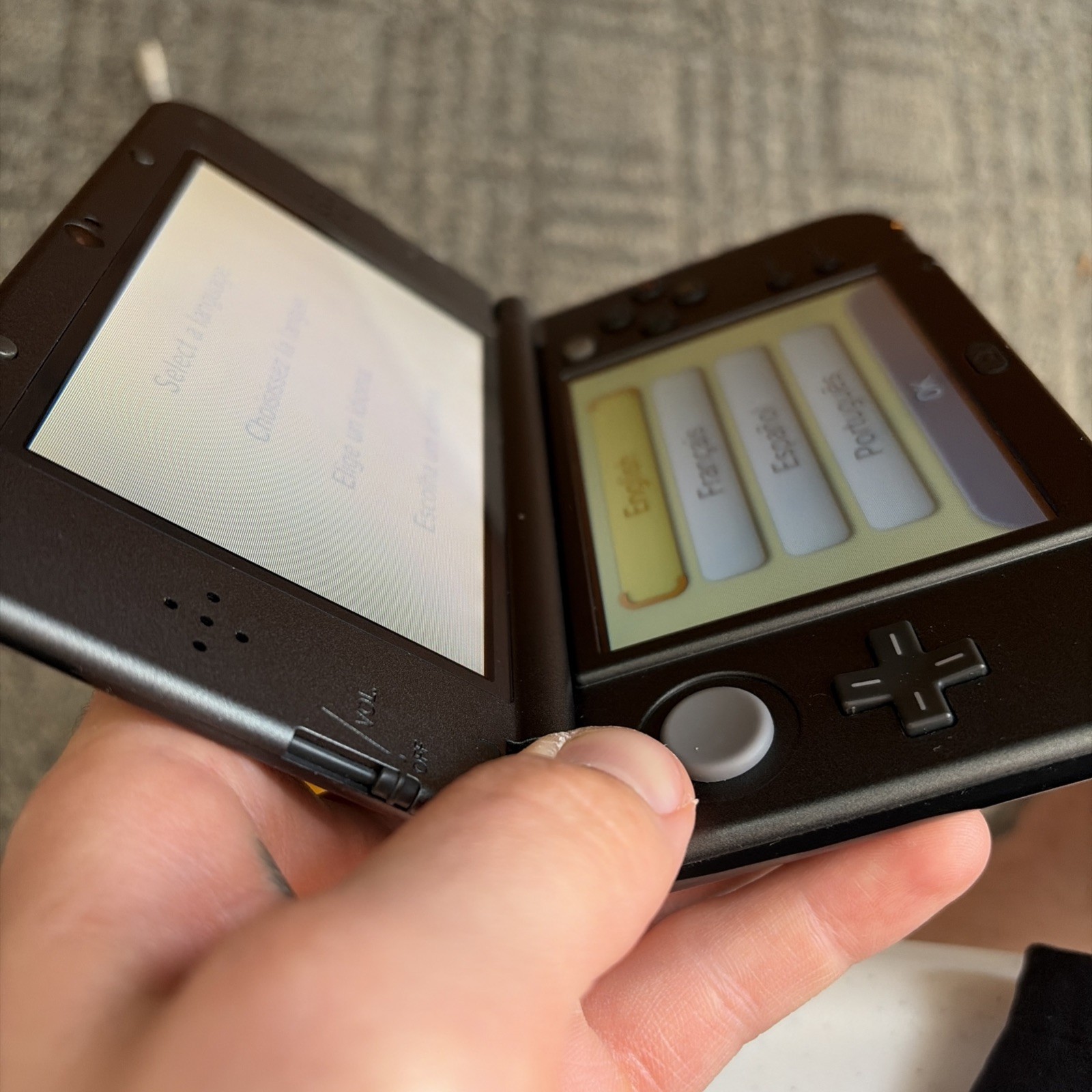 New Nintendo 3DS XL Gray Black Console W Charger Stylus US Version Bottom IPS