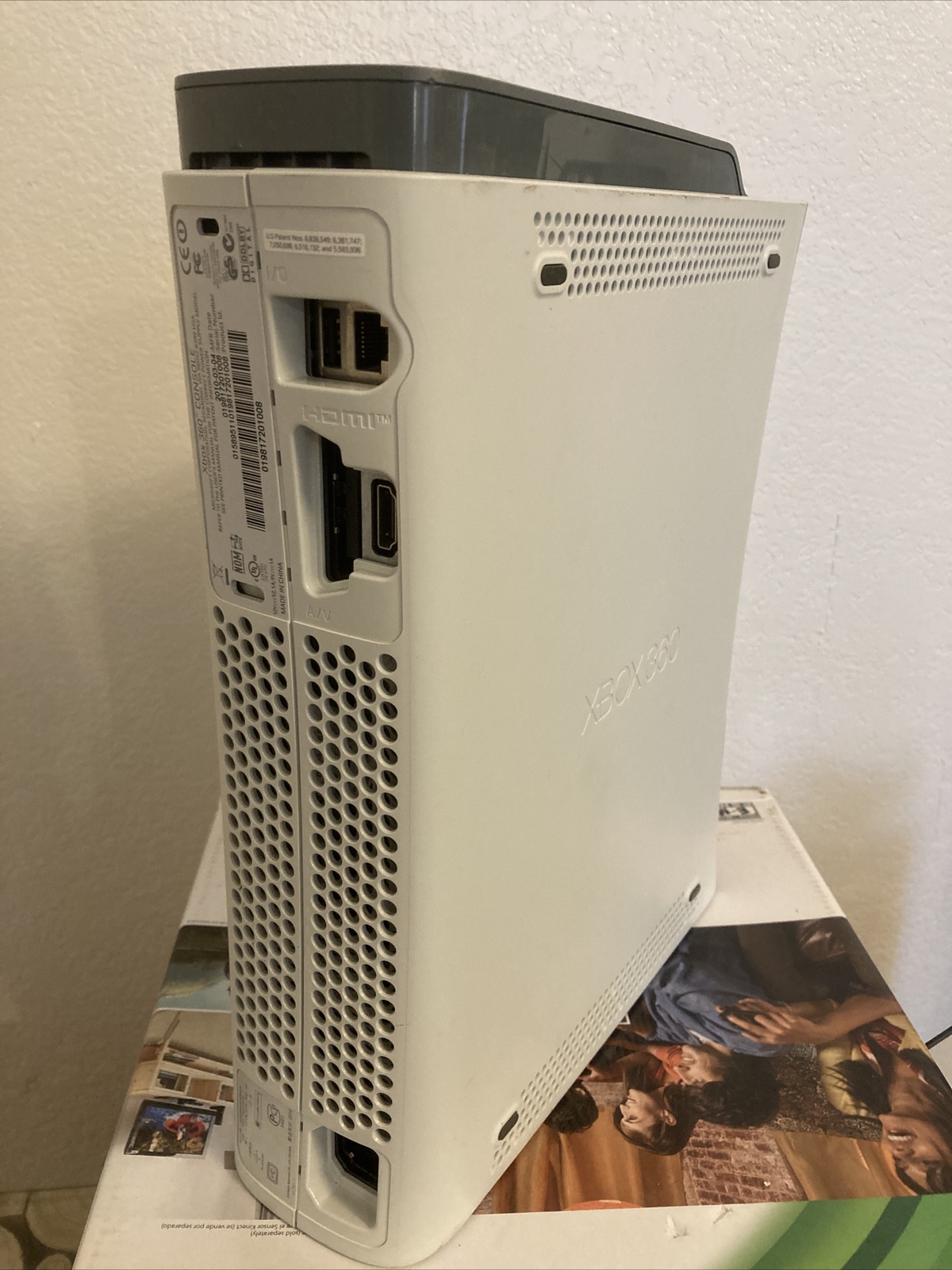 Microsoft Xbox 360 White Console Video Game System, KINECT 120GB + Games Bundle