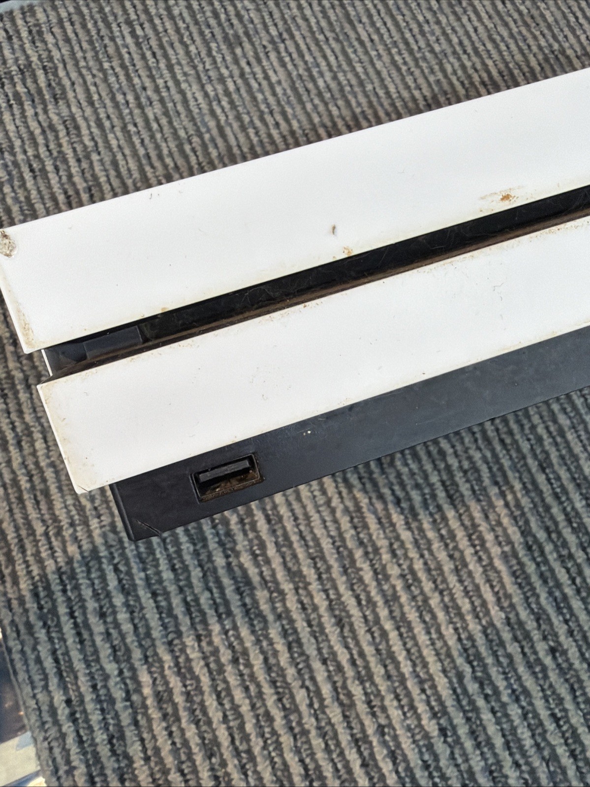Microsoft Xbox One S 1681 White System Console Only For Parts or Repair