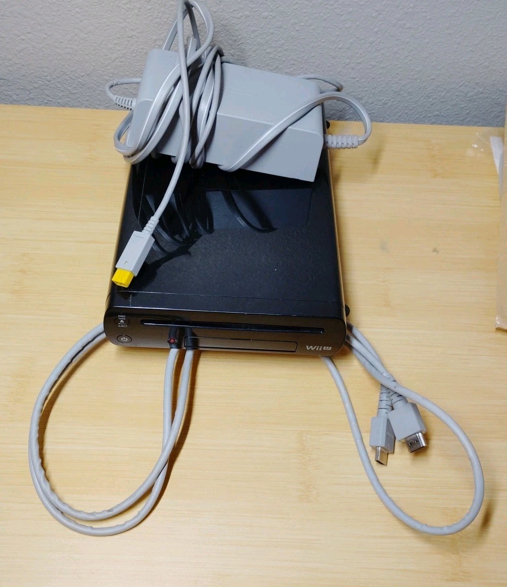 Nintendo Wii U Video Game Console WUP-101(02) Black Console & Cords
