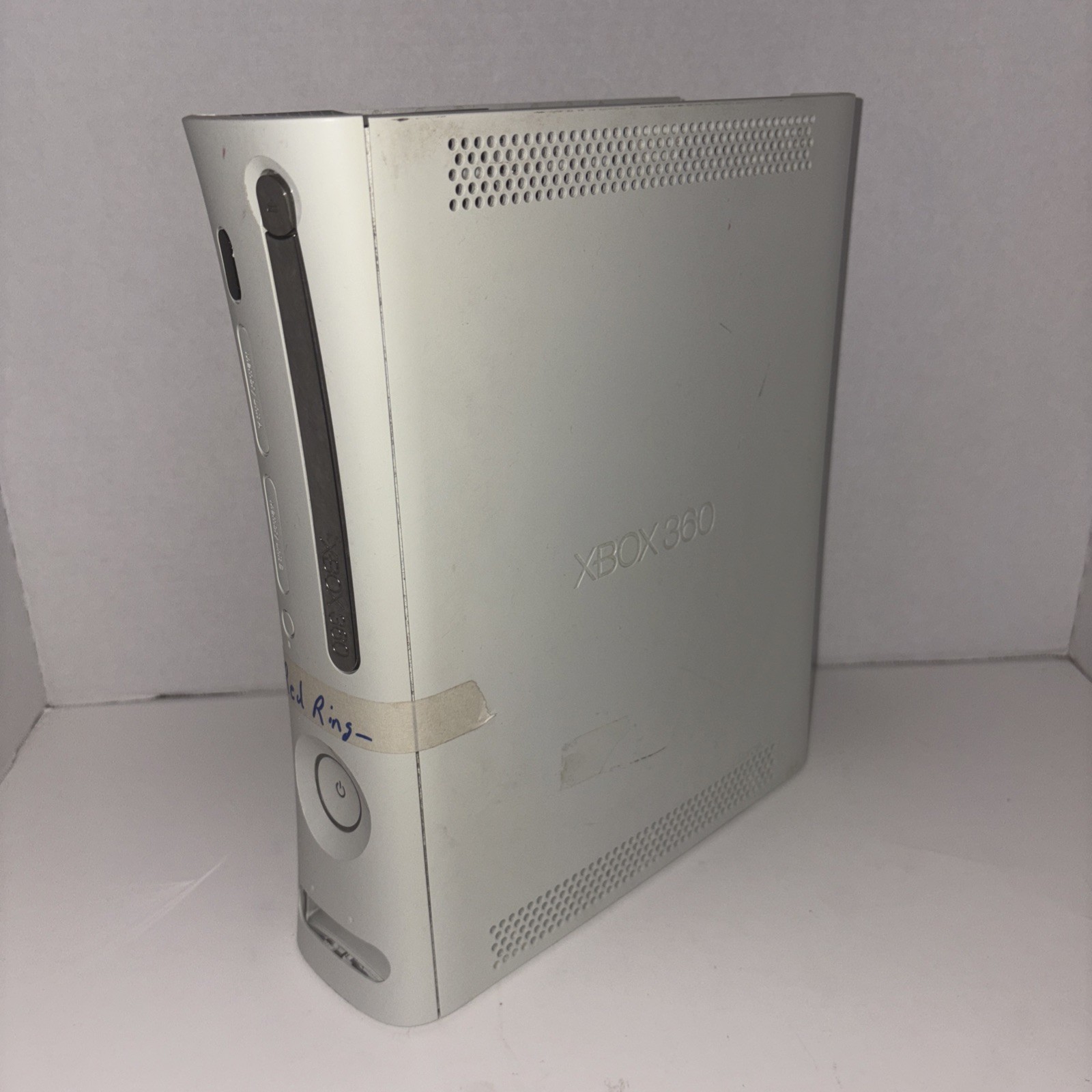 Xbox 360 White Untested or for Parts & Repair Only No Cords No Controller No HDD