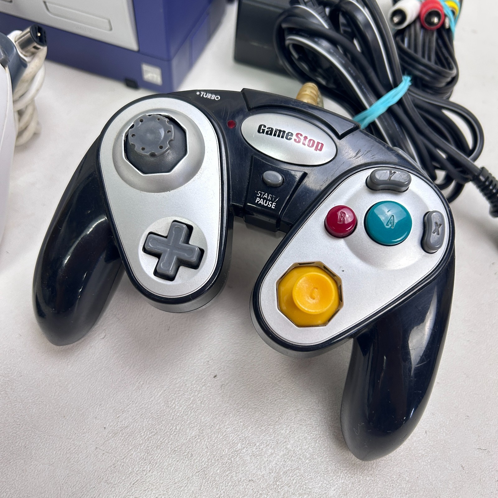 Nintendo GameCube Indigo Console w/ Two Controllers & Cables – TESTED