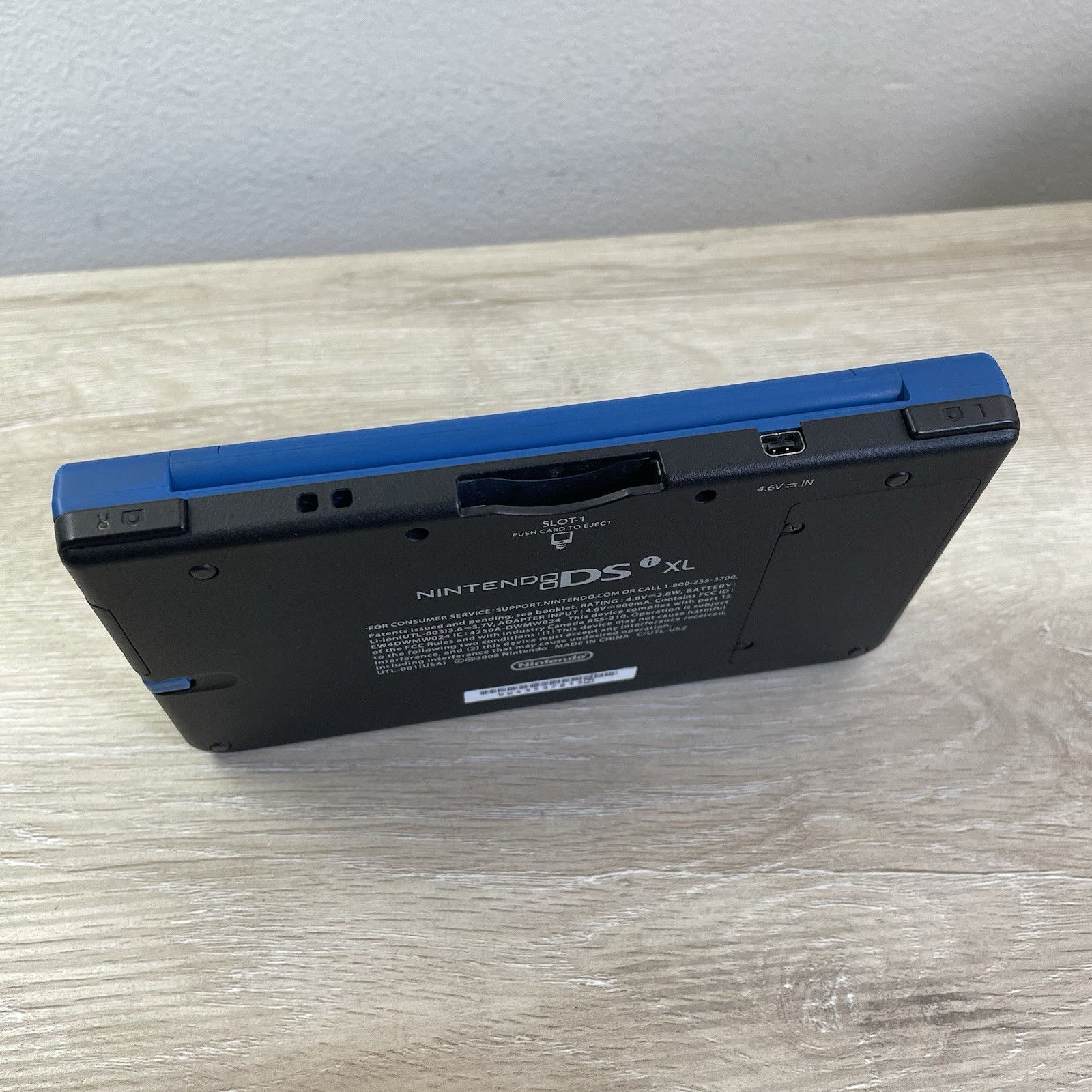 Nintendo DSi XL – Complete In Box – Midnight Blue Handheld Console – Great Cond