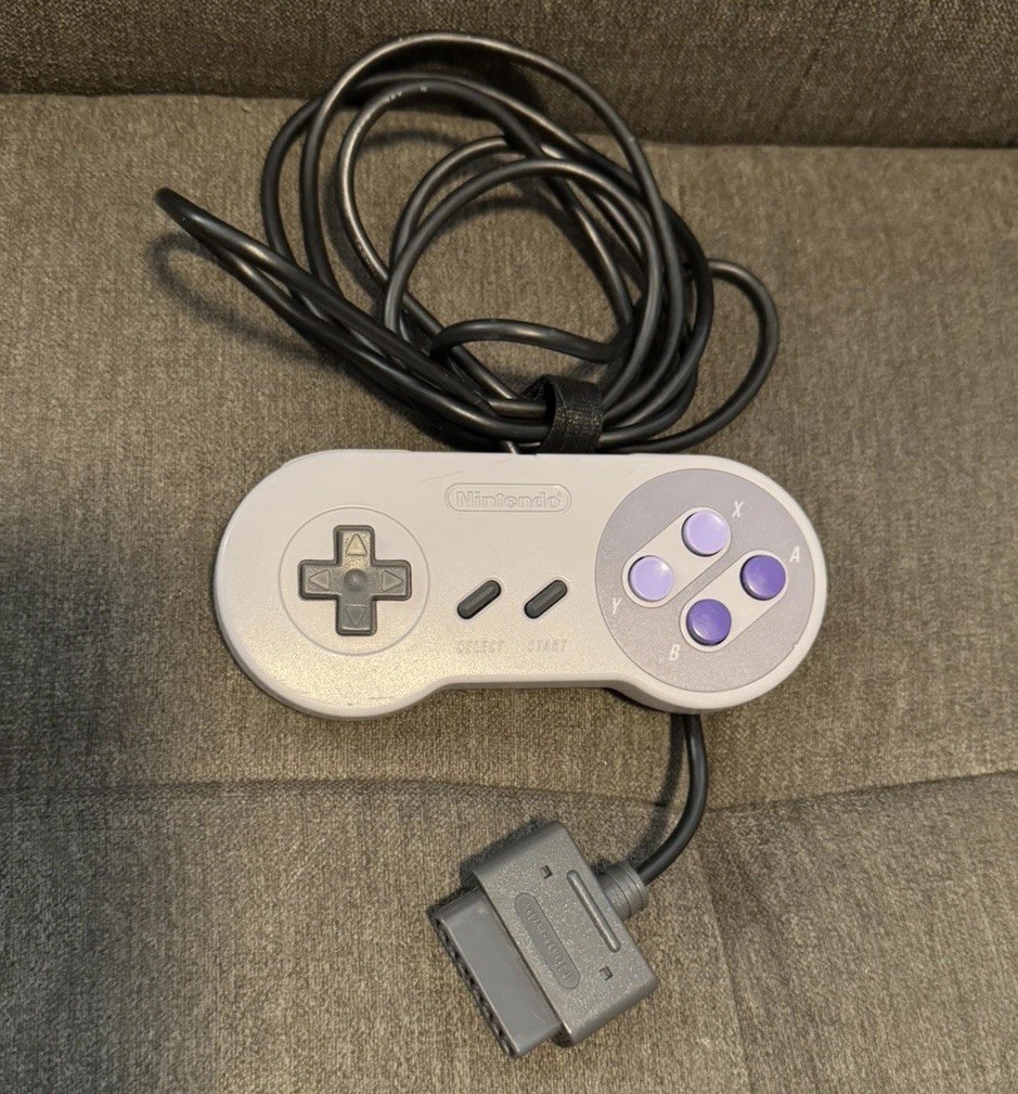 Super Nintendo SNES Jr SNS-101 1 Chip RGB Recapped OEM Power AV Controller