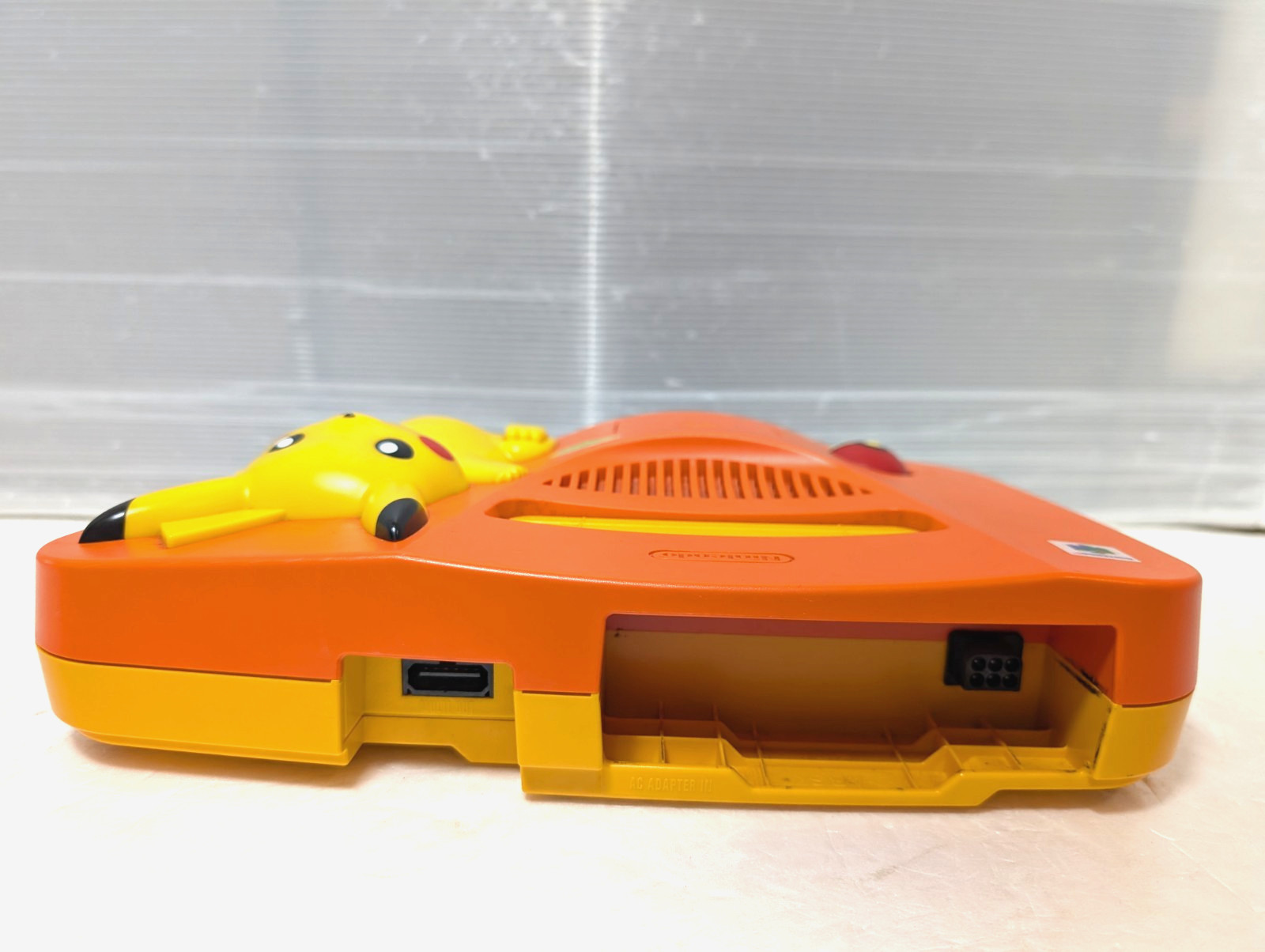 Nintendo 64 Pokemon Pikachu Region Free Console 2Controllers N64 japan