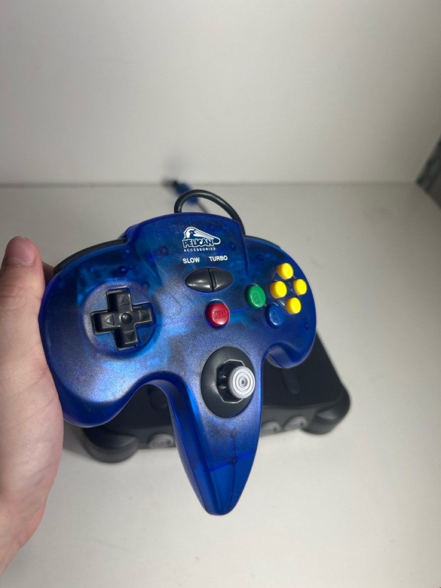 NINTENDO 64 SYSTEM CONSOLE NUS-001 (P17023290)