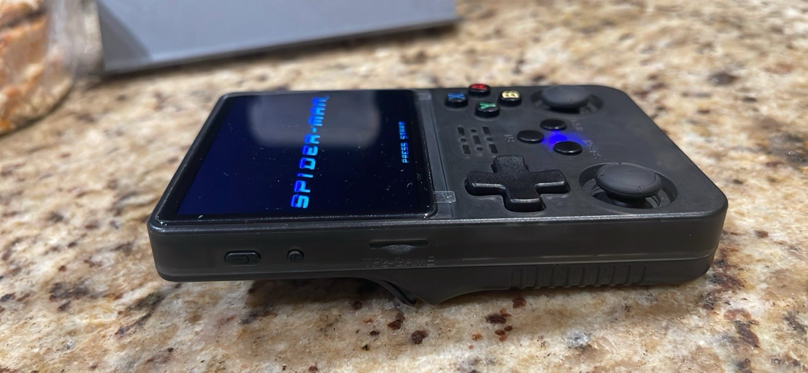 Retro Handheld Gaming Console (+22,000 Games)