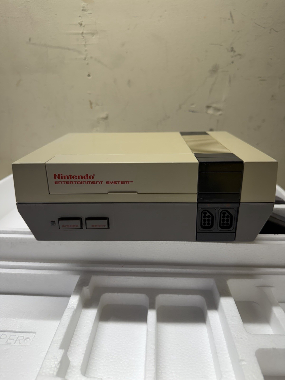 Nintendo NES Action Set Console With Box No Manuals