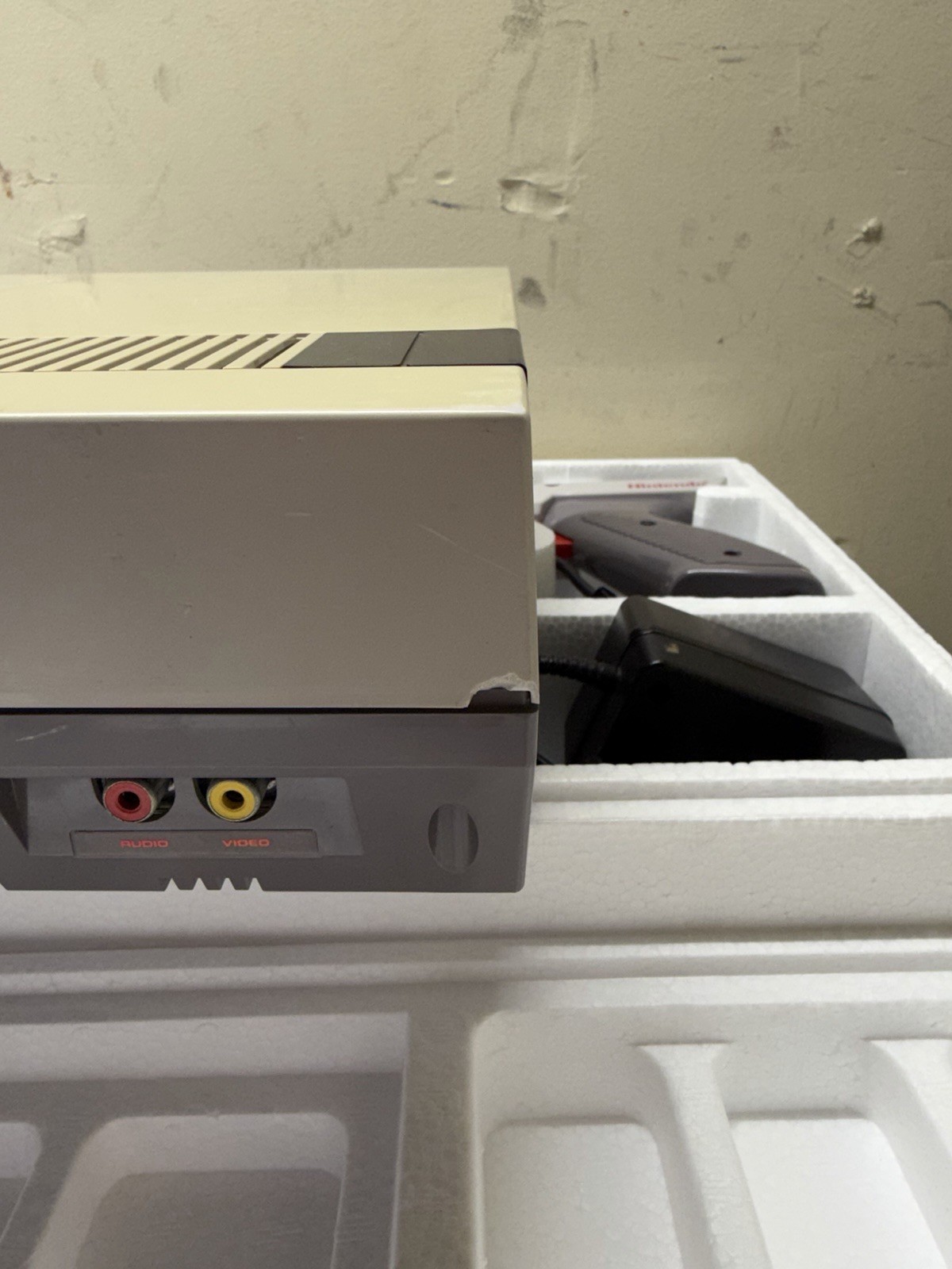Nintendo NES Action Set Console With Box No Manuals