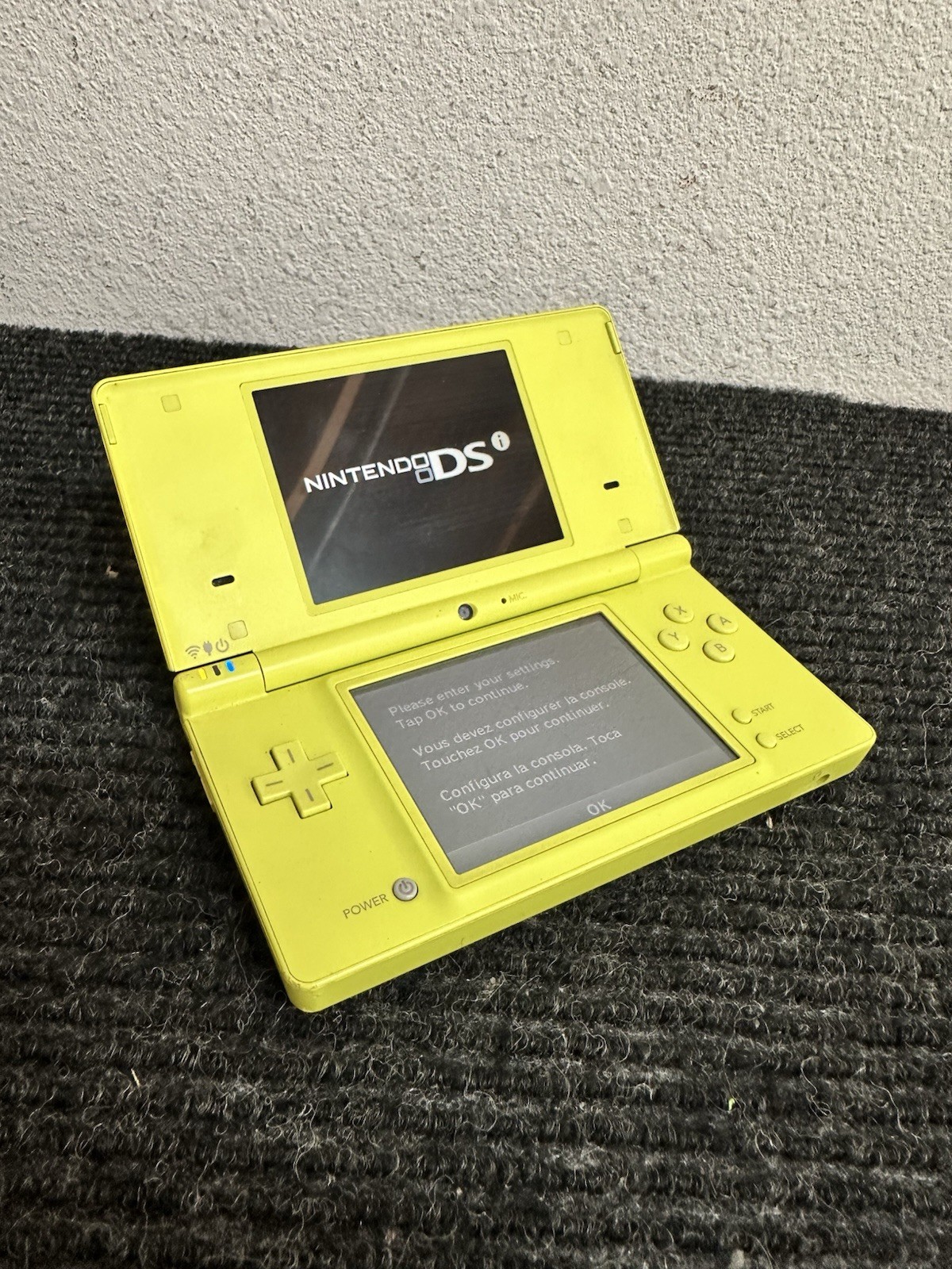 Nintendo DSi Handheld Console Yellow Japan Model Nice