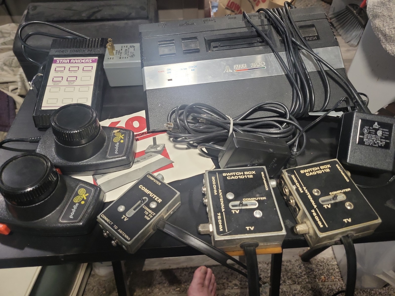 Atari 2600 Junior Black – Bundle – PARTS OR REPAIR