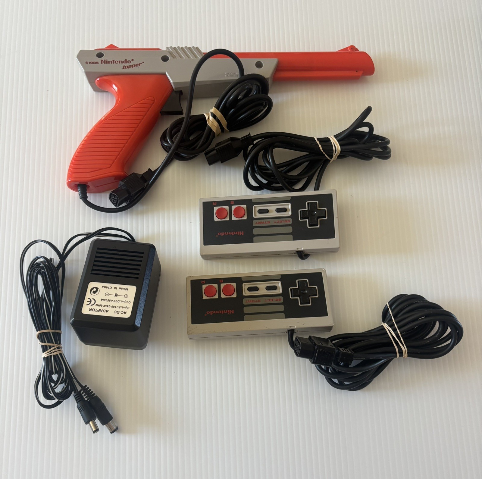 Nintendo Entertainment System NES Classic Edition Model CLV-001 Mini Console OEM