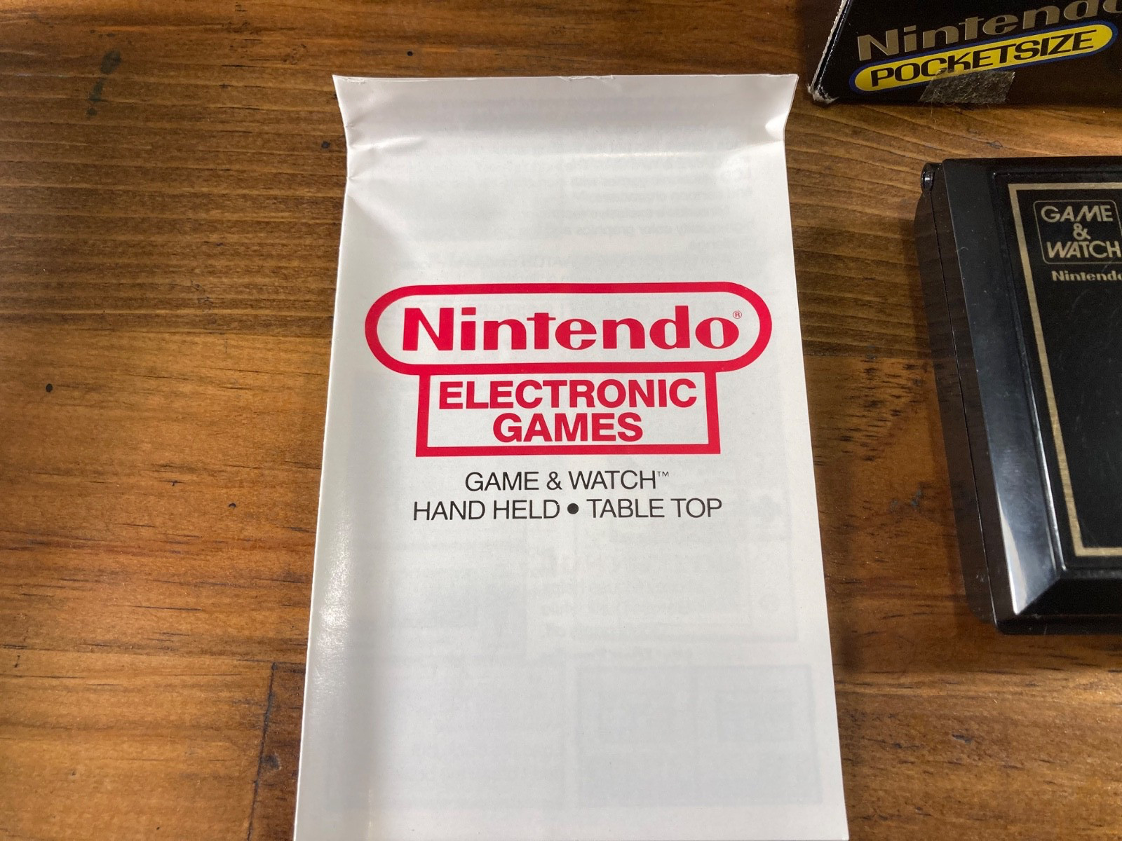 NINTENDO GAME & WATCH PINBALL 1983 CIB FULLY FUNCTIONAL NEAR MINT CONDITION