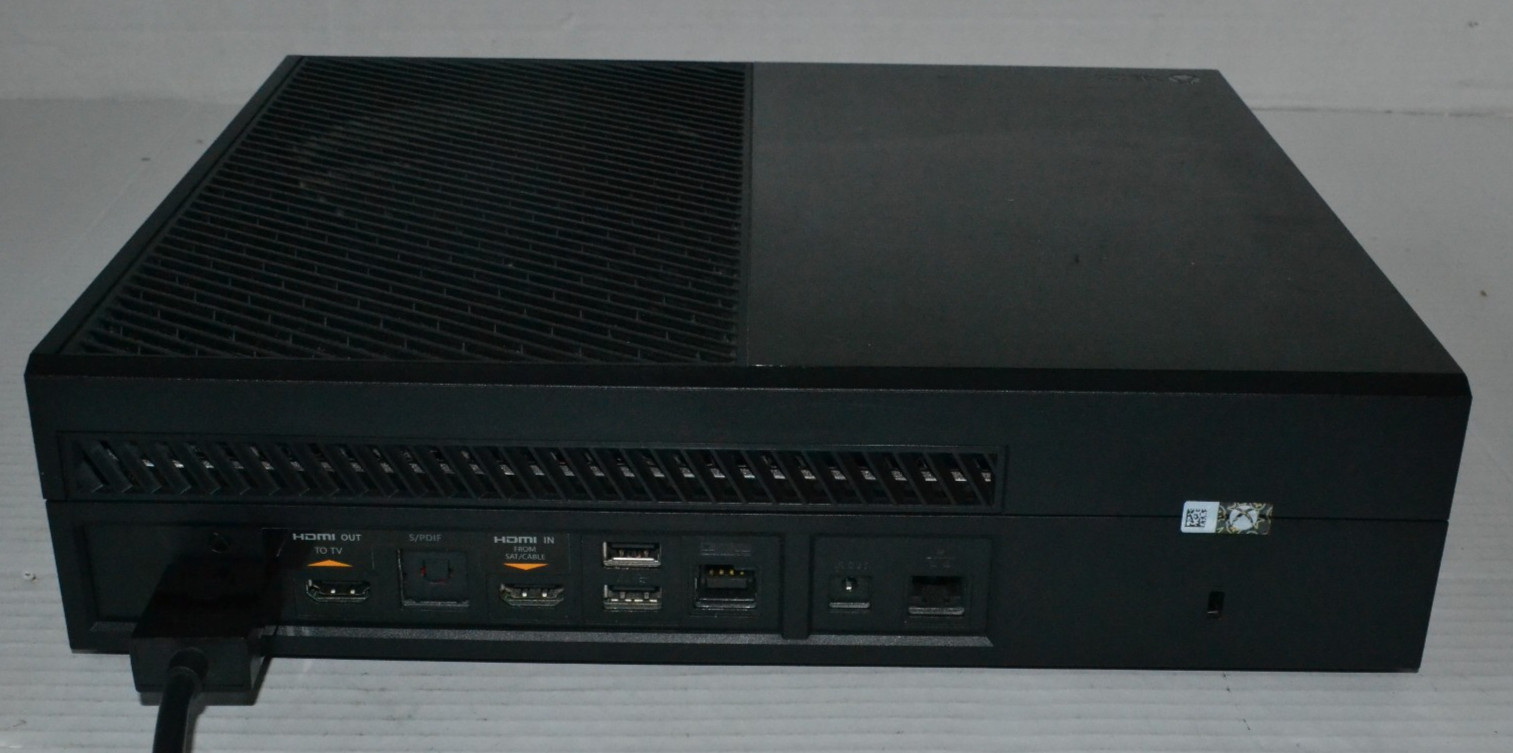Microsoft Xbox One 500GB Console – Black (1540) Power Cord & Original Box Tested